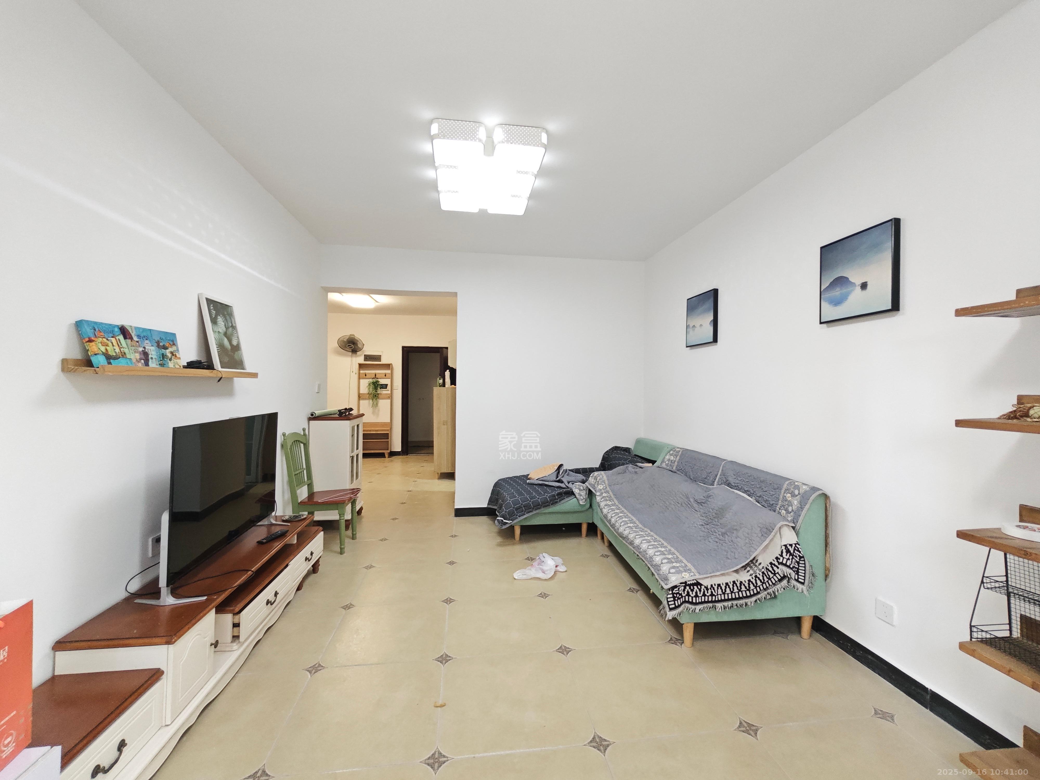 梅溪鑫苑名家 3室2厅1卫 2000.0元/月 梅溪鑫苑名家 3室2厅1卫 2000.0元/月室内图