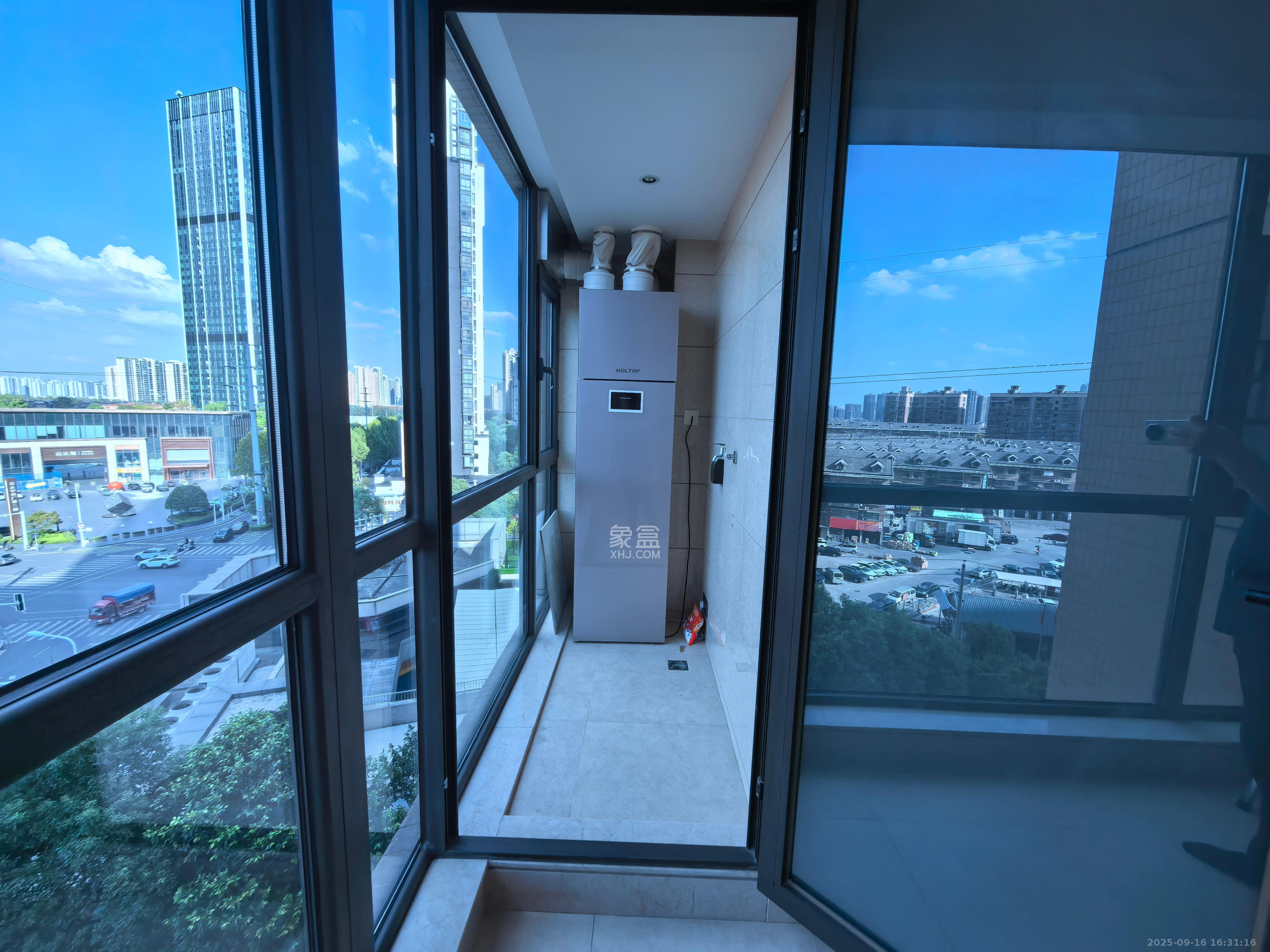 运达中央广场一、二期 3室2厅2卫 10000.0元/月 运达中央广场一、二期 3室2厅2卫 10000.0元/月室内图