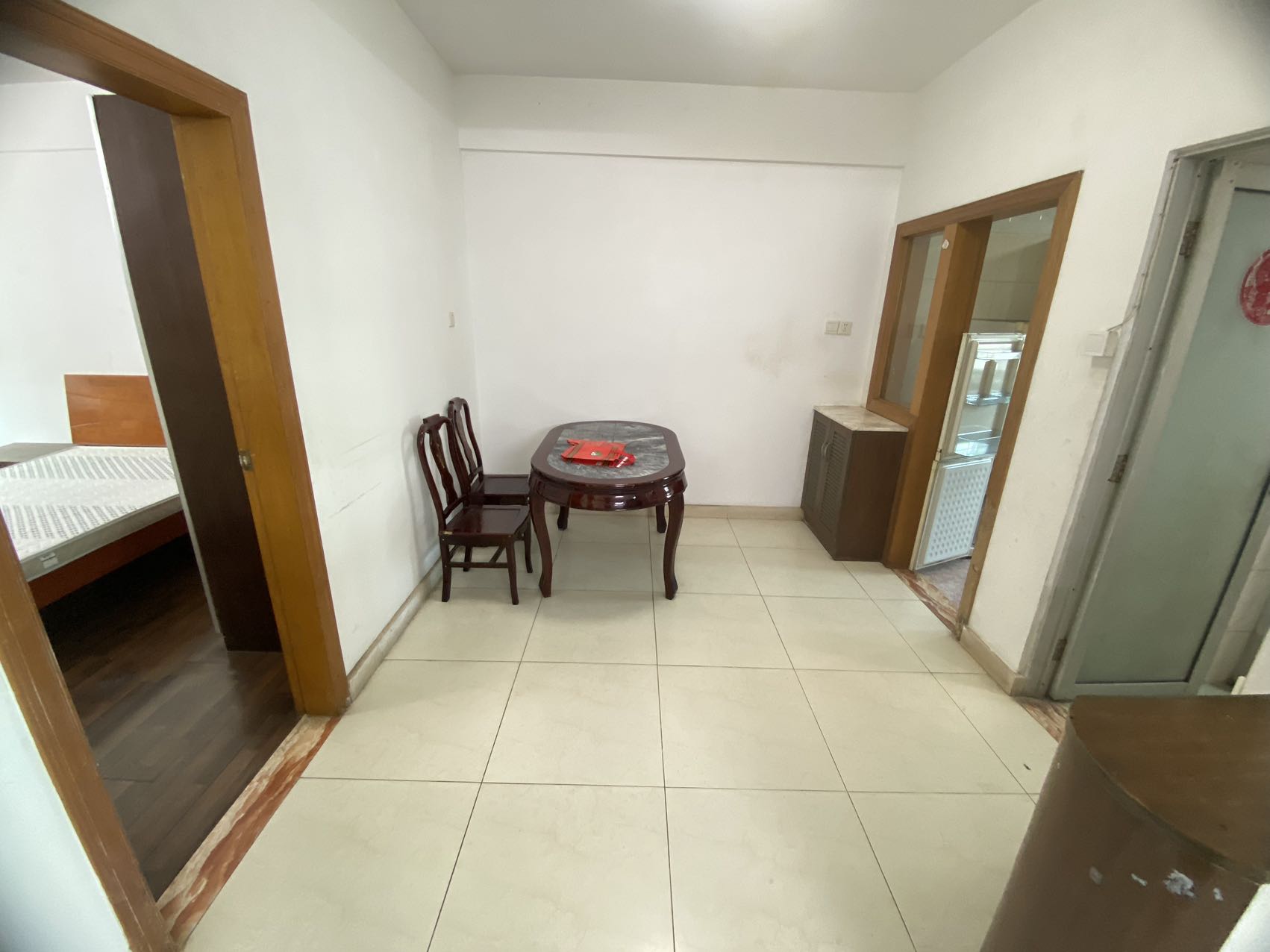 储运小区  2室2厅1卫    1700.0元/月 储运小区  2室2厅1卫    1700.0元/月室内图