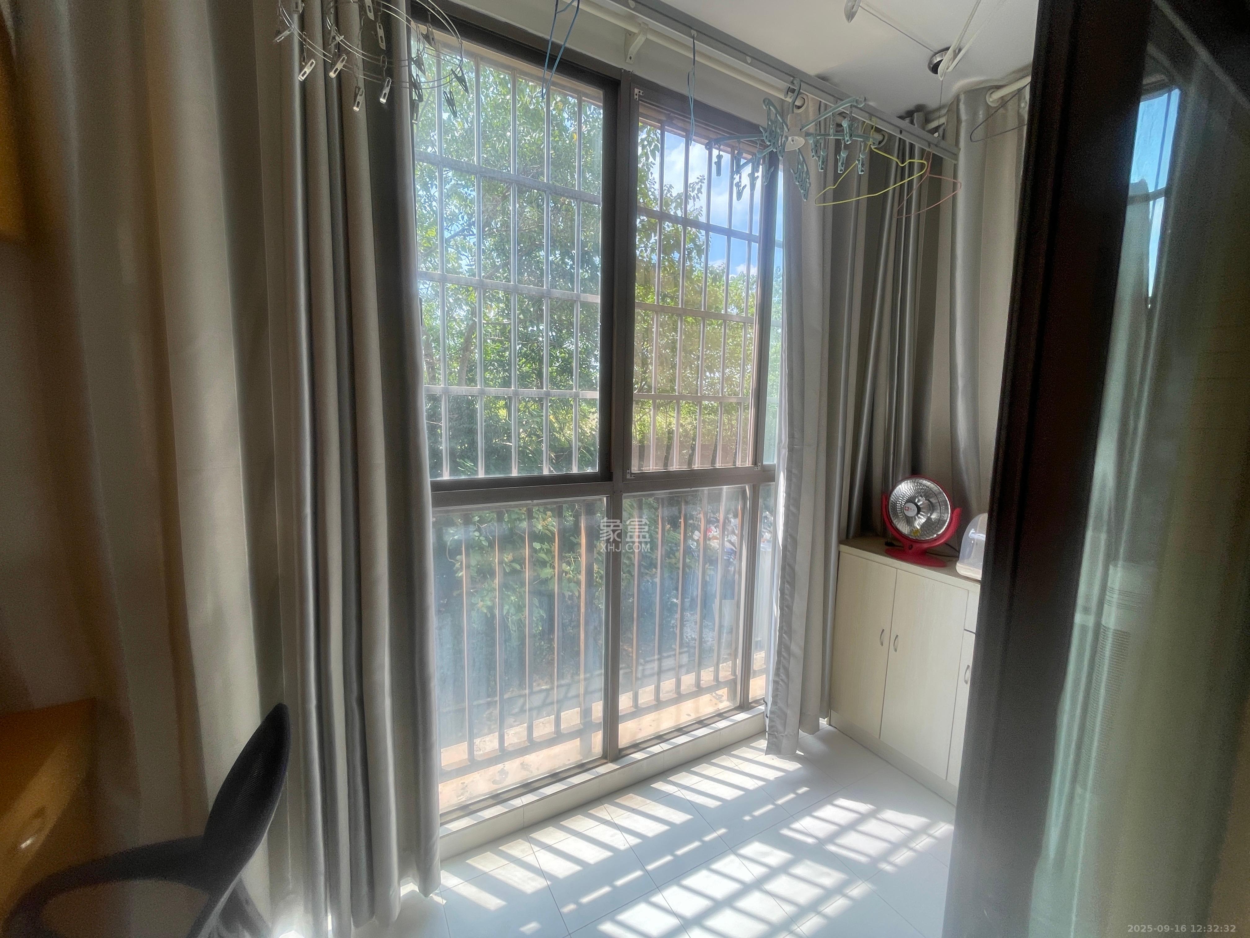 德庆水韵山城  1室2厅1卫    1650.0元/月室内图