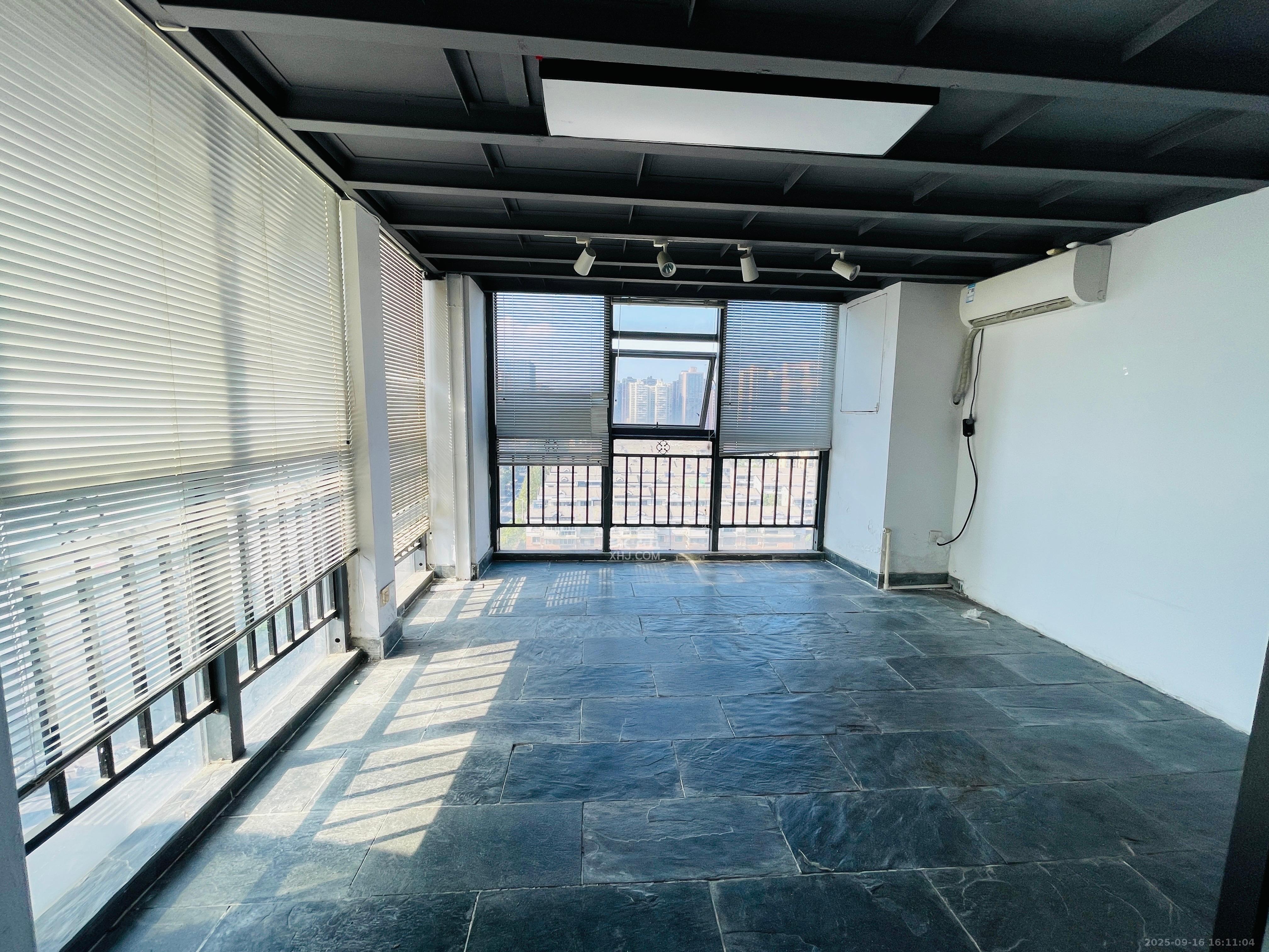 芙蓉明珠   50.0㎡      3000.0元/月