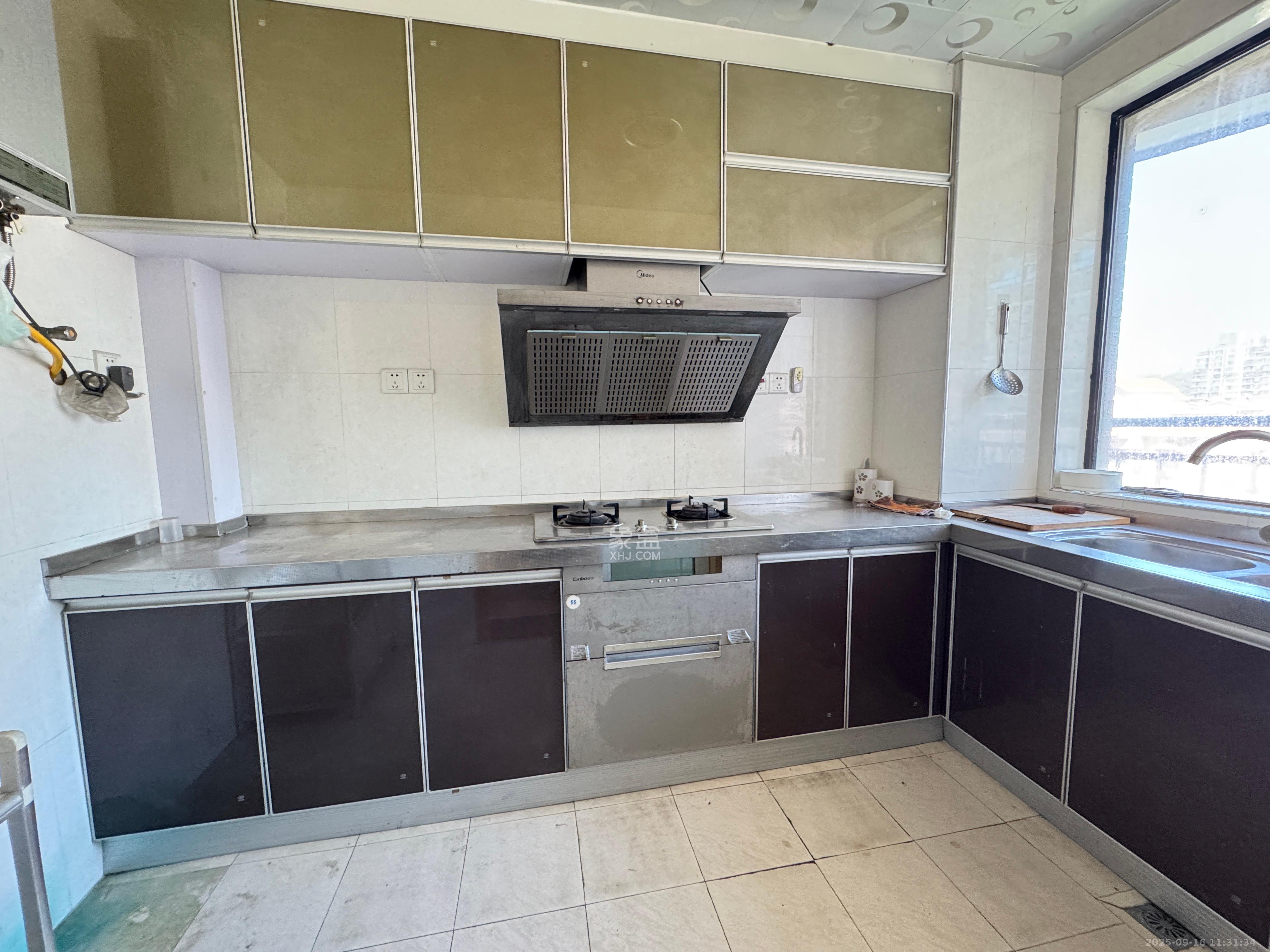 永祺西京  3室2厅2卫    2800.0元/月室内图