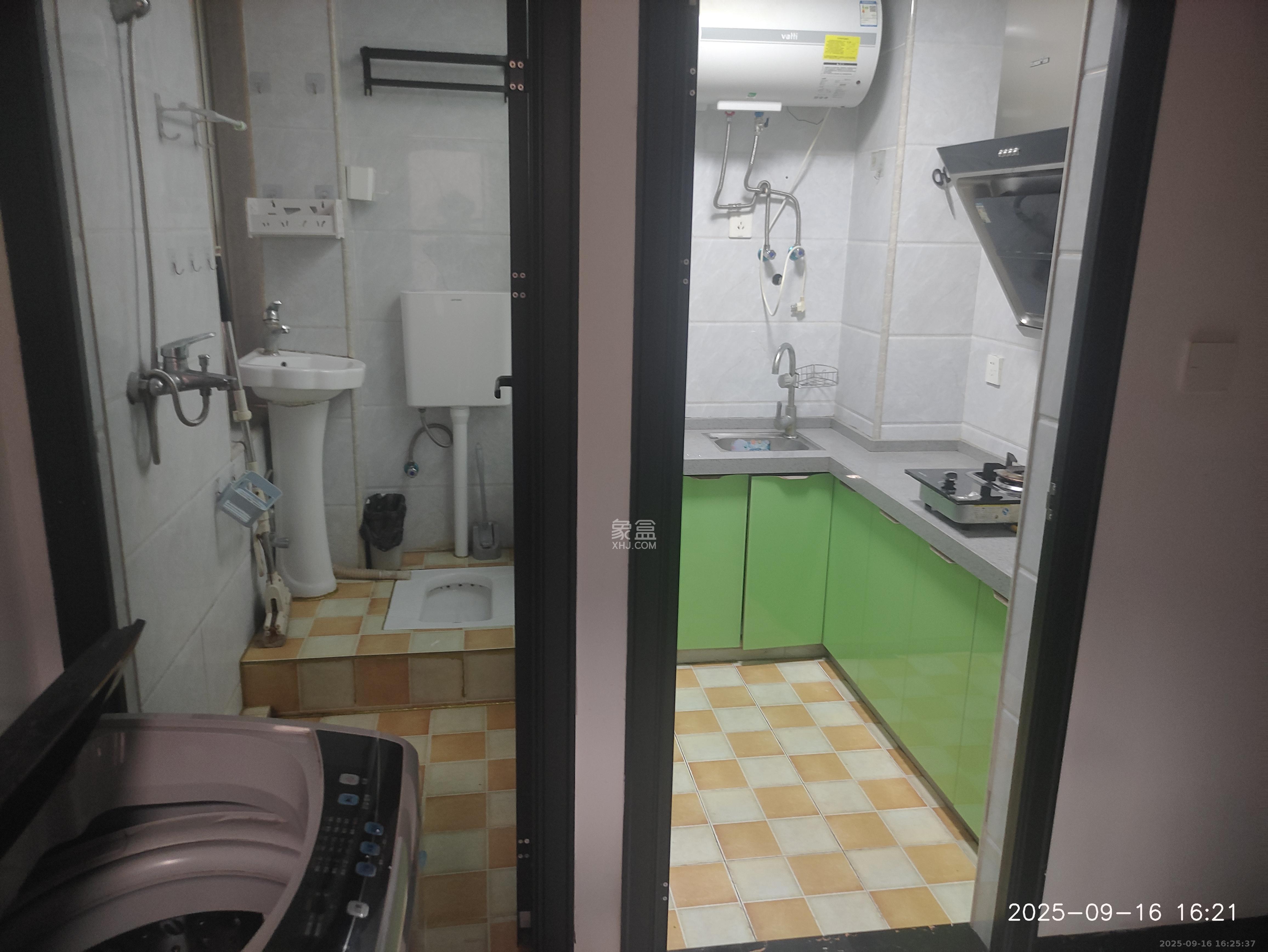 和润园一、二期 1室0厅0卫 1100.0元/月 和润园一、二期 1室0厅0卫 1100.0元/月室内图