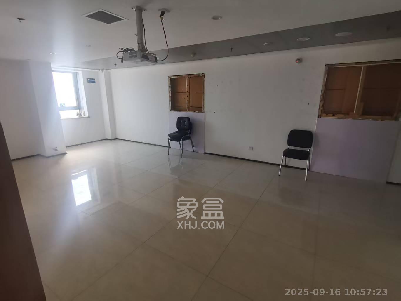 长房时代城   260.0㎡      14000.0元/月室内图