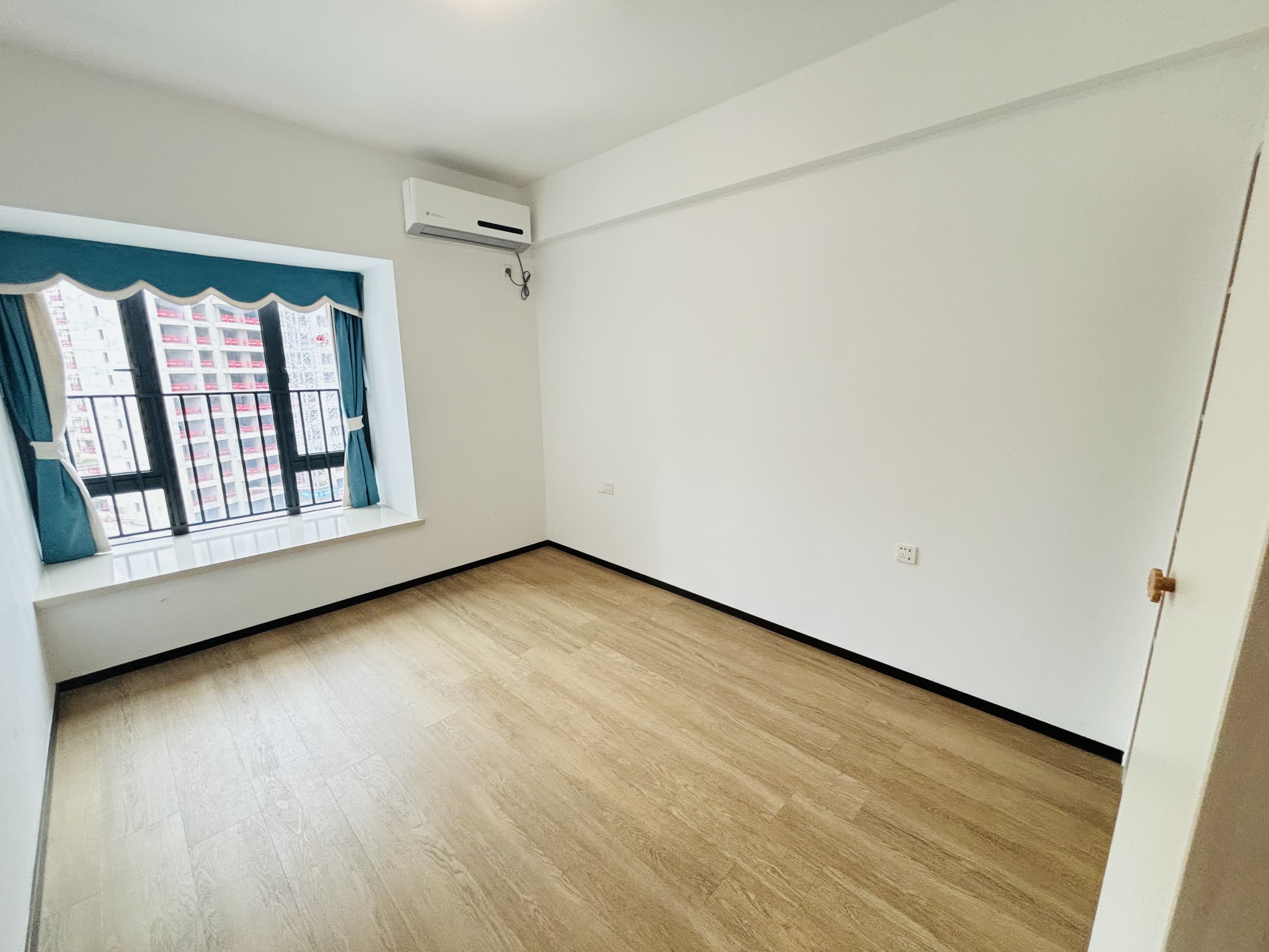 华润中心二期东悦府 3室2厅2卫 5800.00元/月 华润中心二期东悦府 3室2厅2卫 5800.00元/月室内图