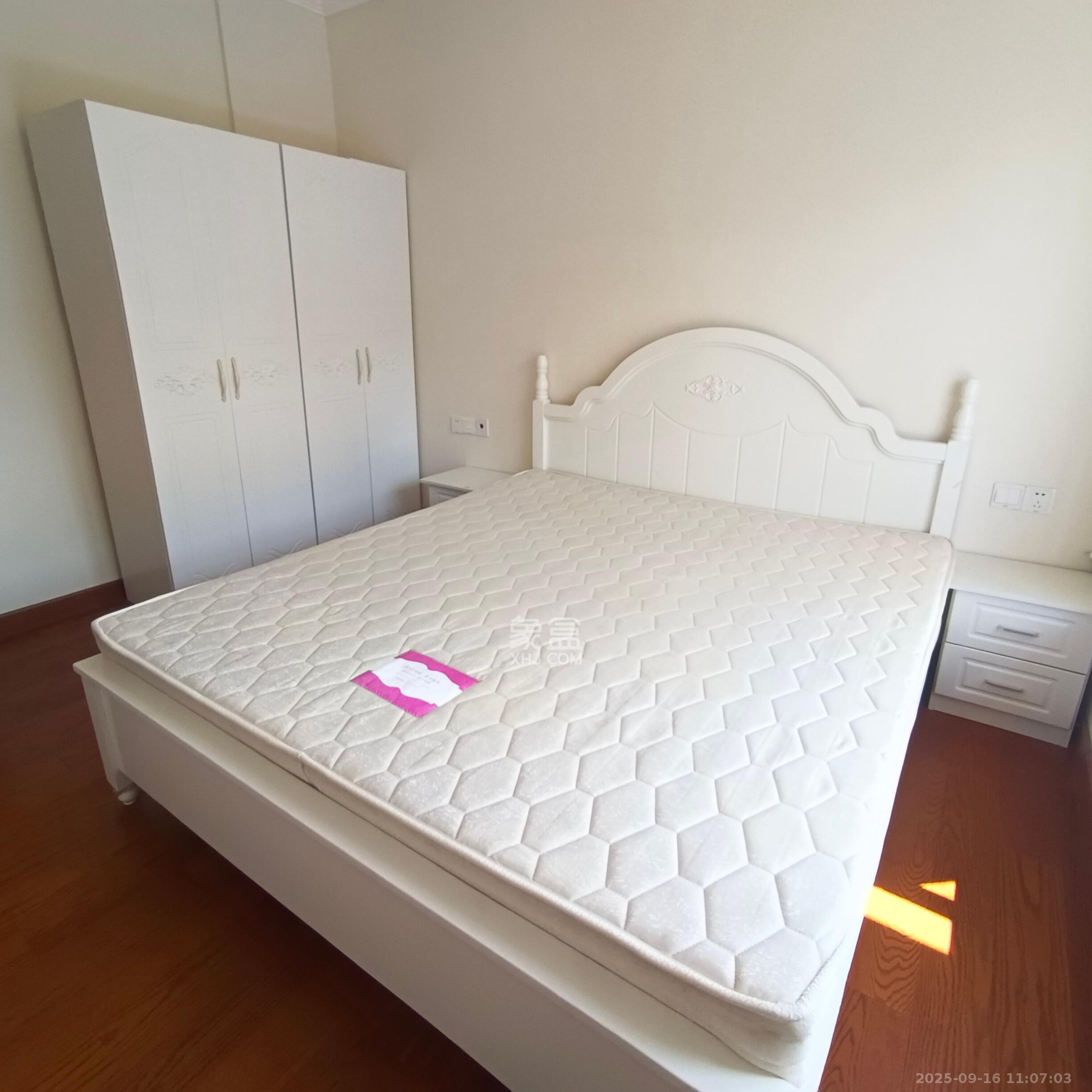 恒大雅苑 3室2厅2卫 3000.0元/月 恒大雅苑 3室2厅2卫 3000.0元/月室内图