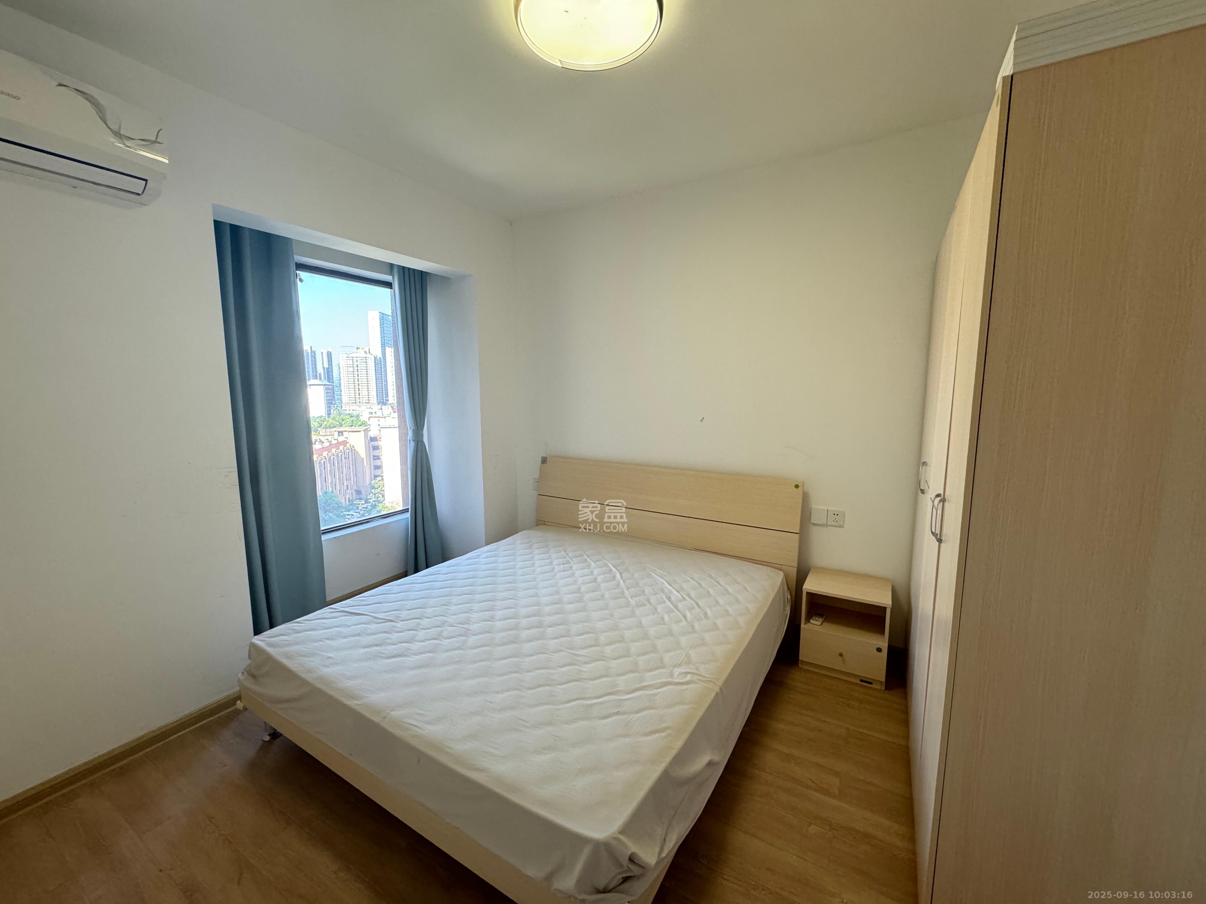 上园商住小区 2室2厅1卫 2800.0元/月 上园商住小区 2室2厅1卫 2800.0元/月室内图