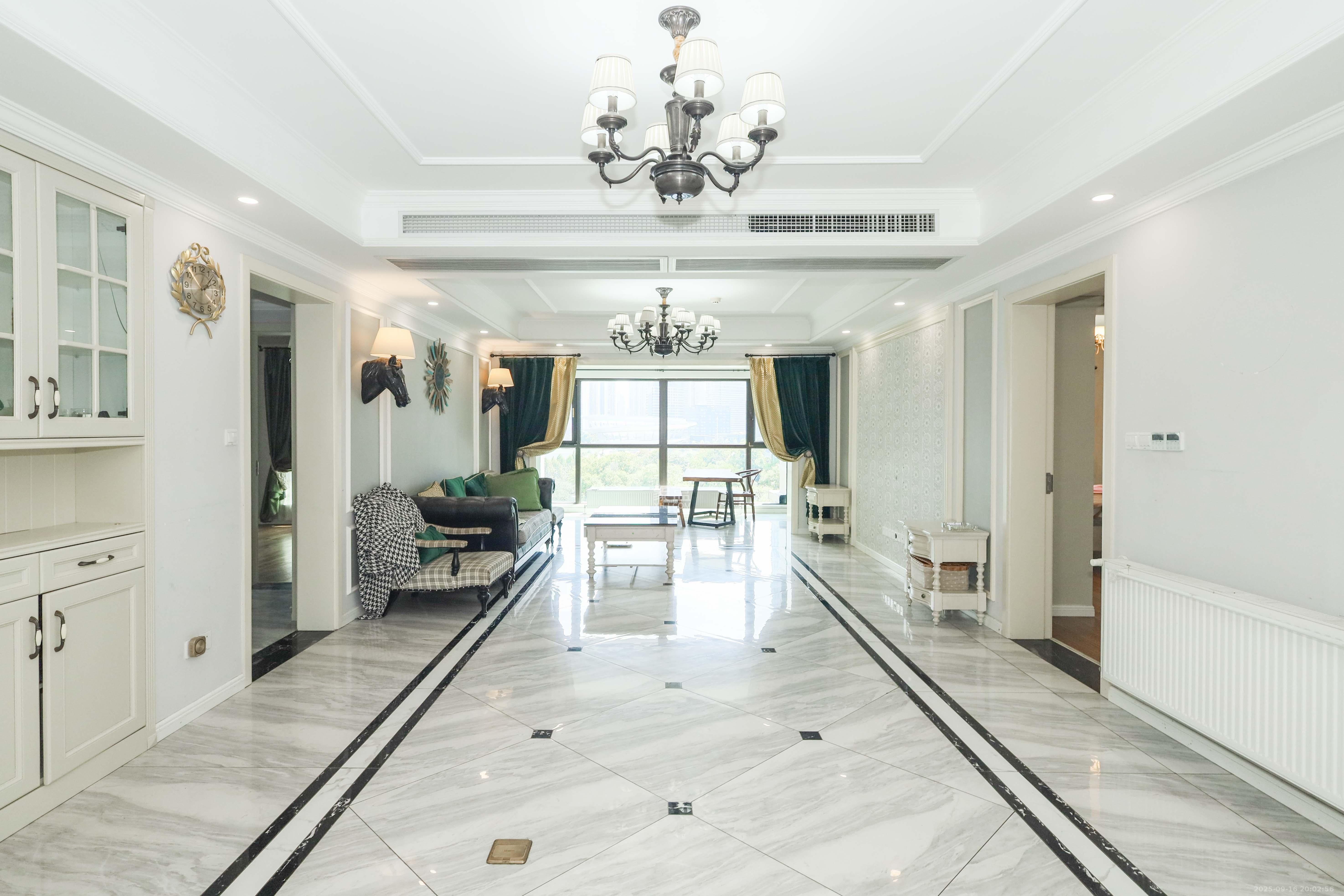 晟通牡丹舸 3室1厅2卫 258.0万 晟通牡丹舸 3室1厅2卫 258.0万客厅