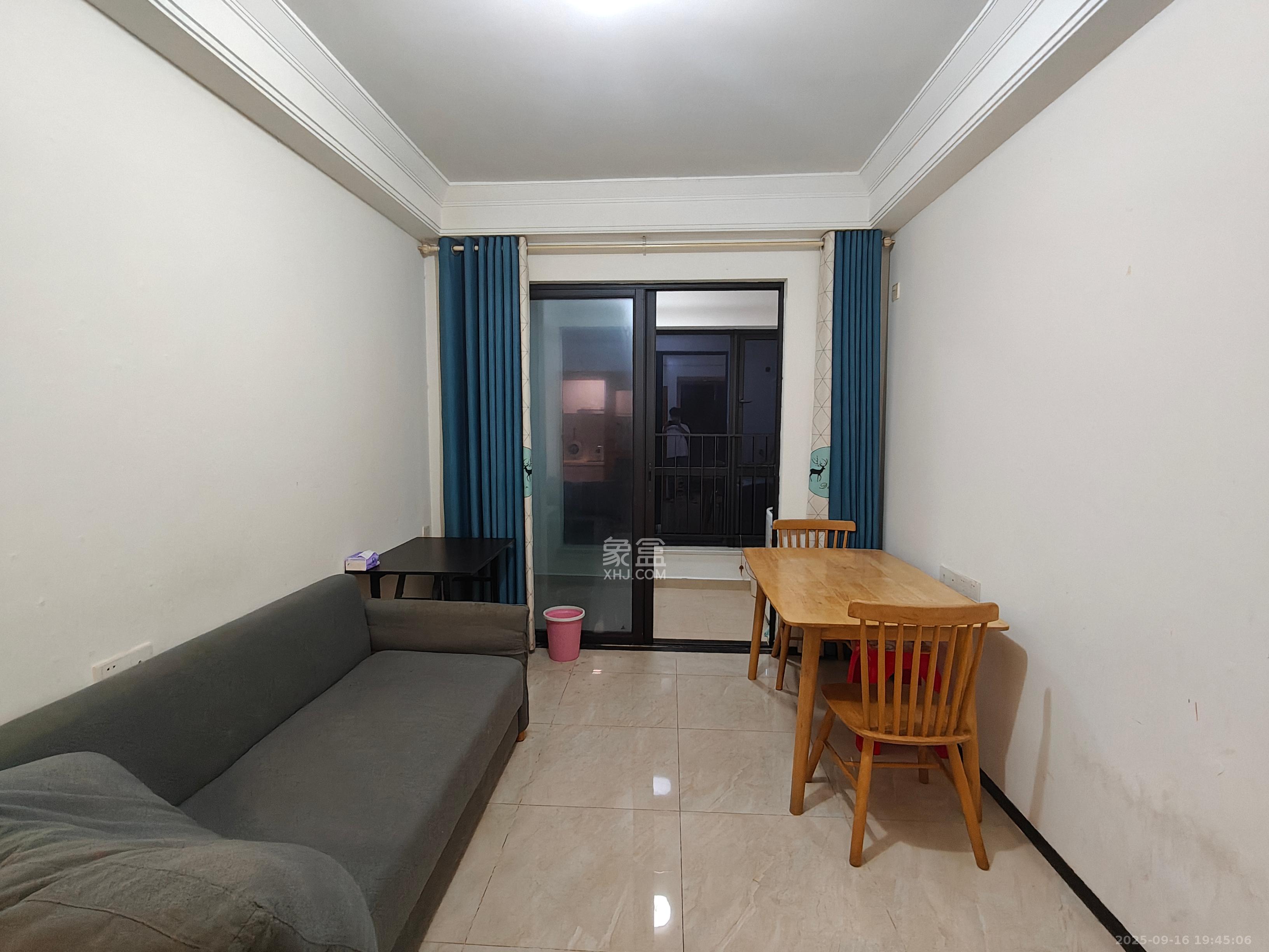 中海新城熙岸(中信新城五期) 1室1厅1卫 1500.0元/月 中海新城熙岸(中信新城五期) 1室1厅1卫 1500.0元/月室内图