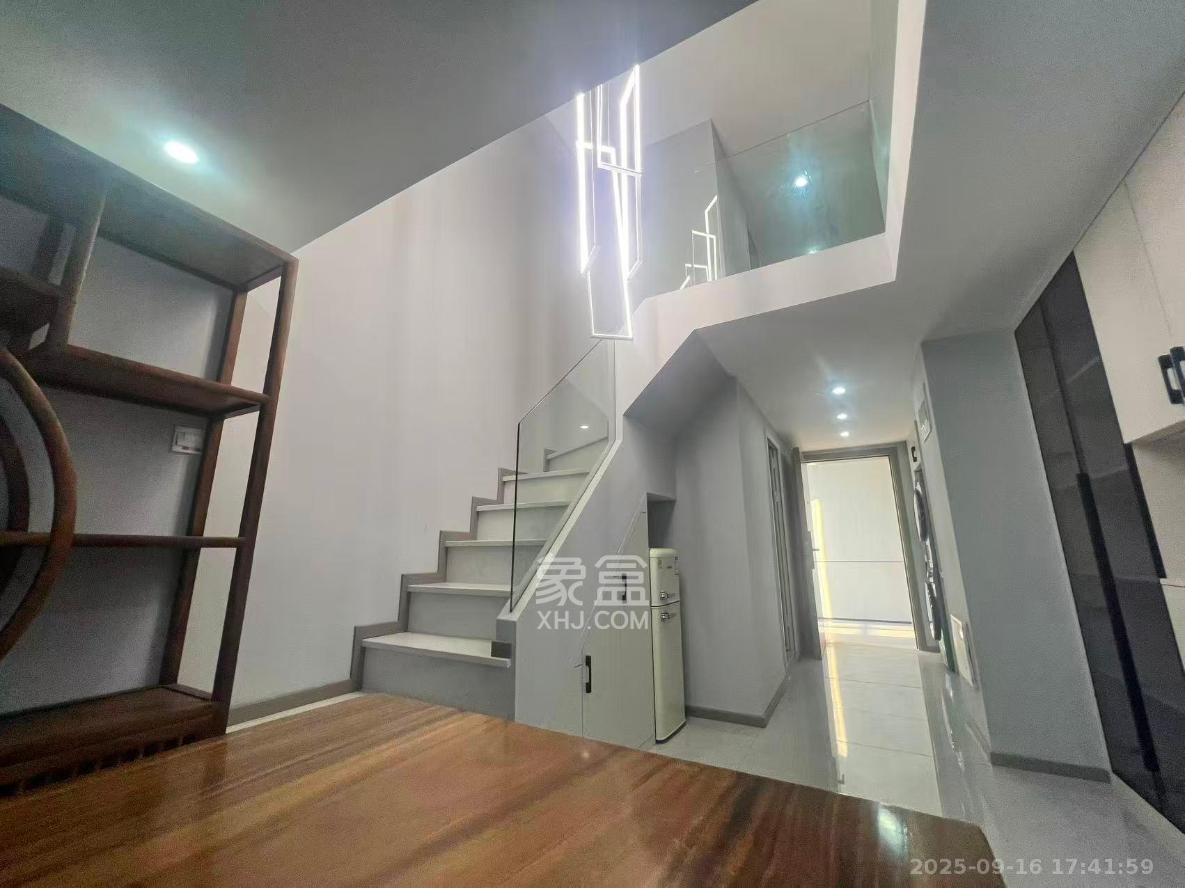 时代MOMA云PARK  1室1厅1卫   2300.00元/月室内图1