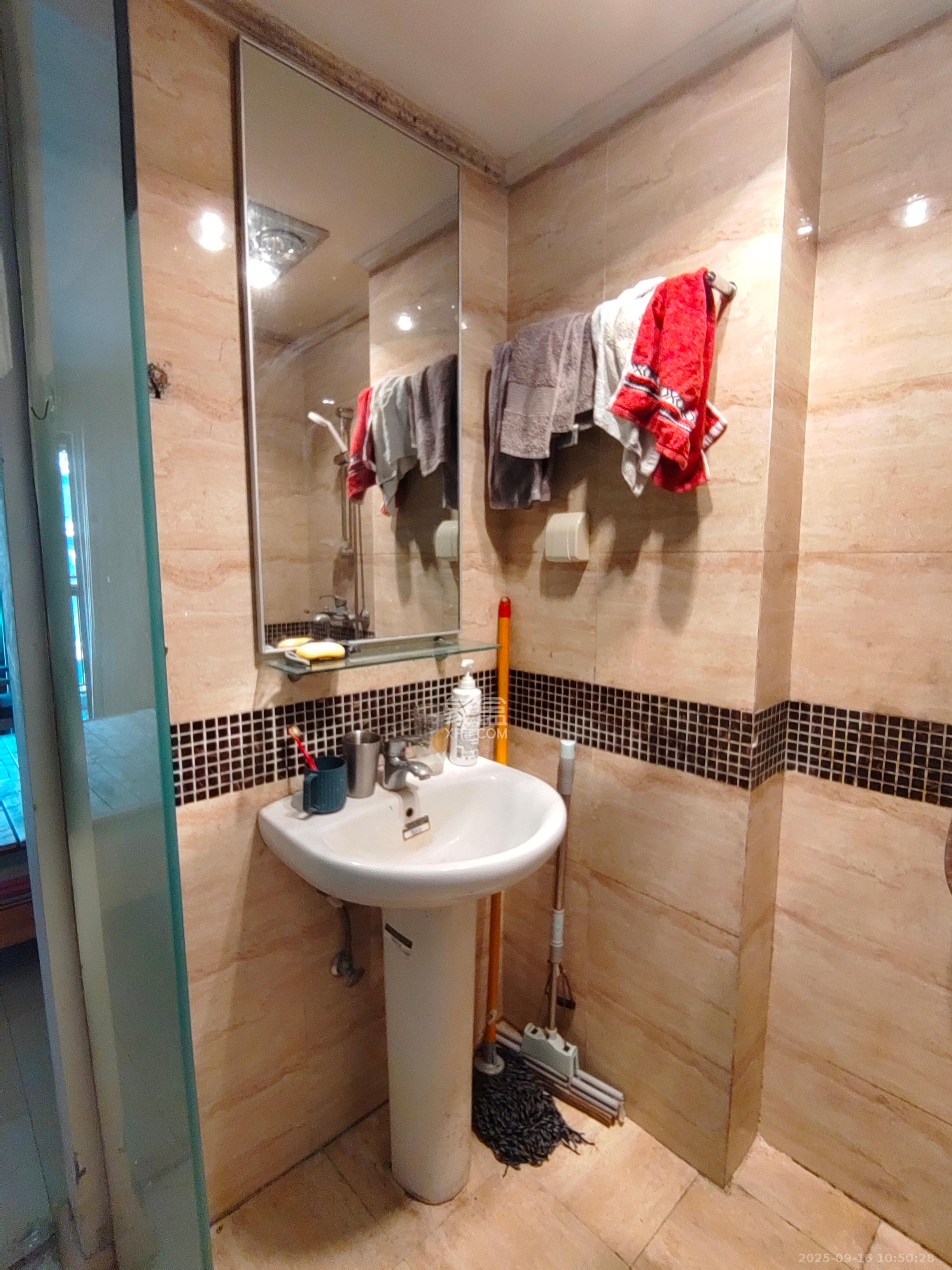 万科金域华府一期 1室0厅1卫 1100.0元/月 万科金域华府一期 1室0厅1卫 1100.0元/月室内图