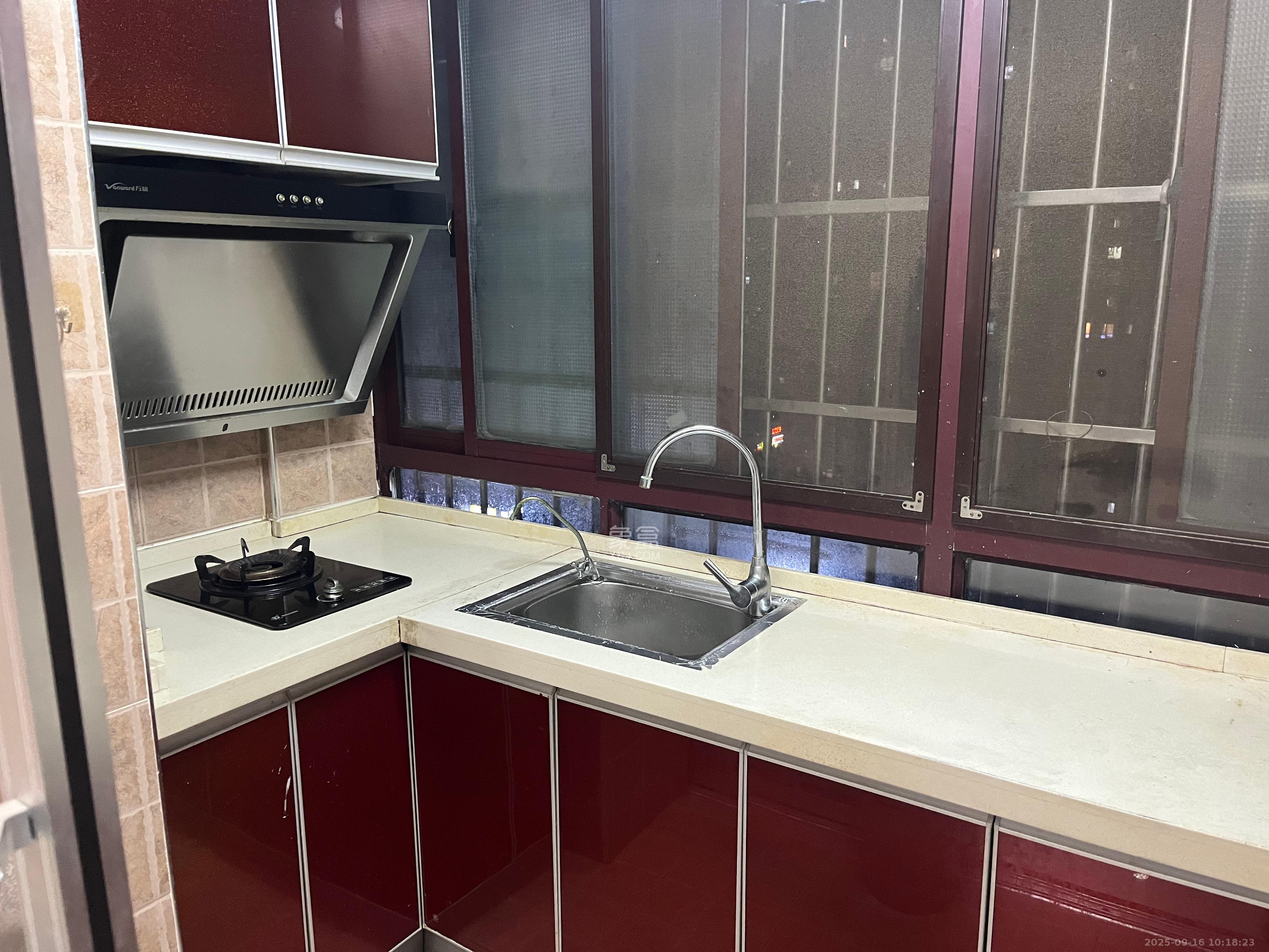 圆梦康乐城  1室1厅1卫    1400.0元/月室内图