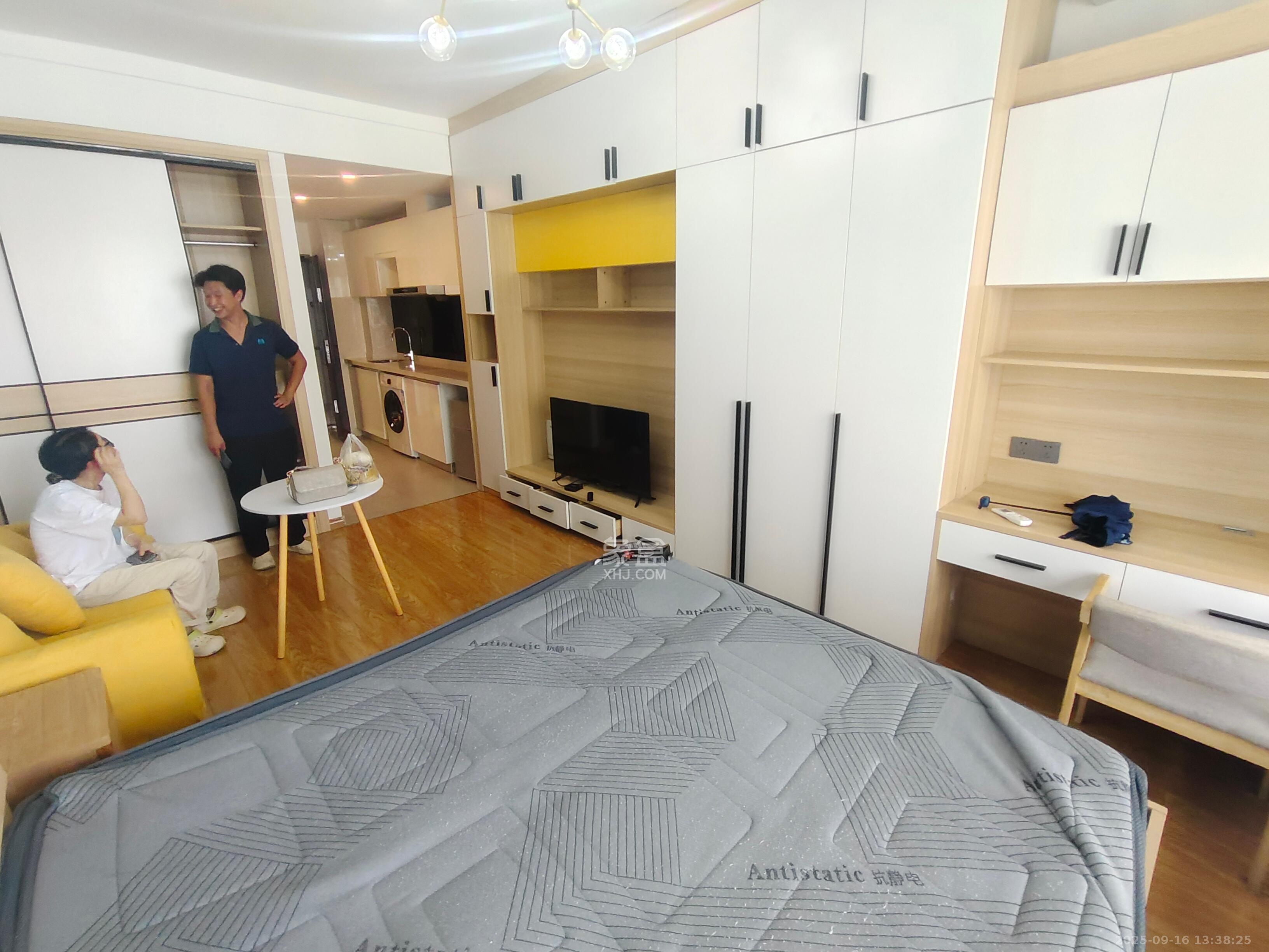 阳光城檀悦  1室1厅1卫    2300.0元/月室内图