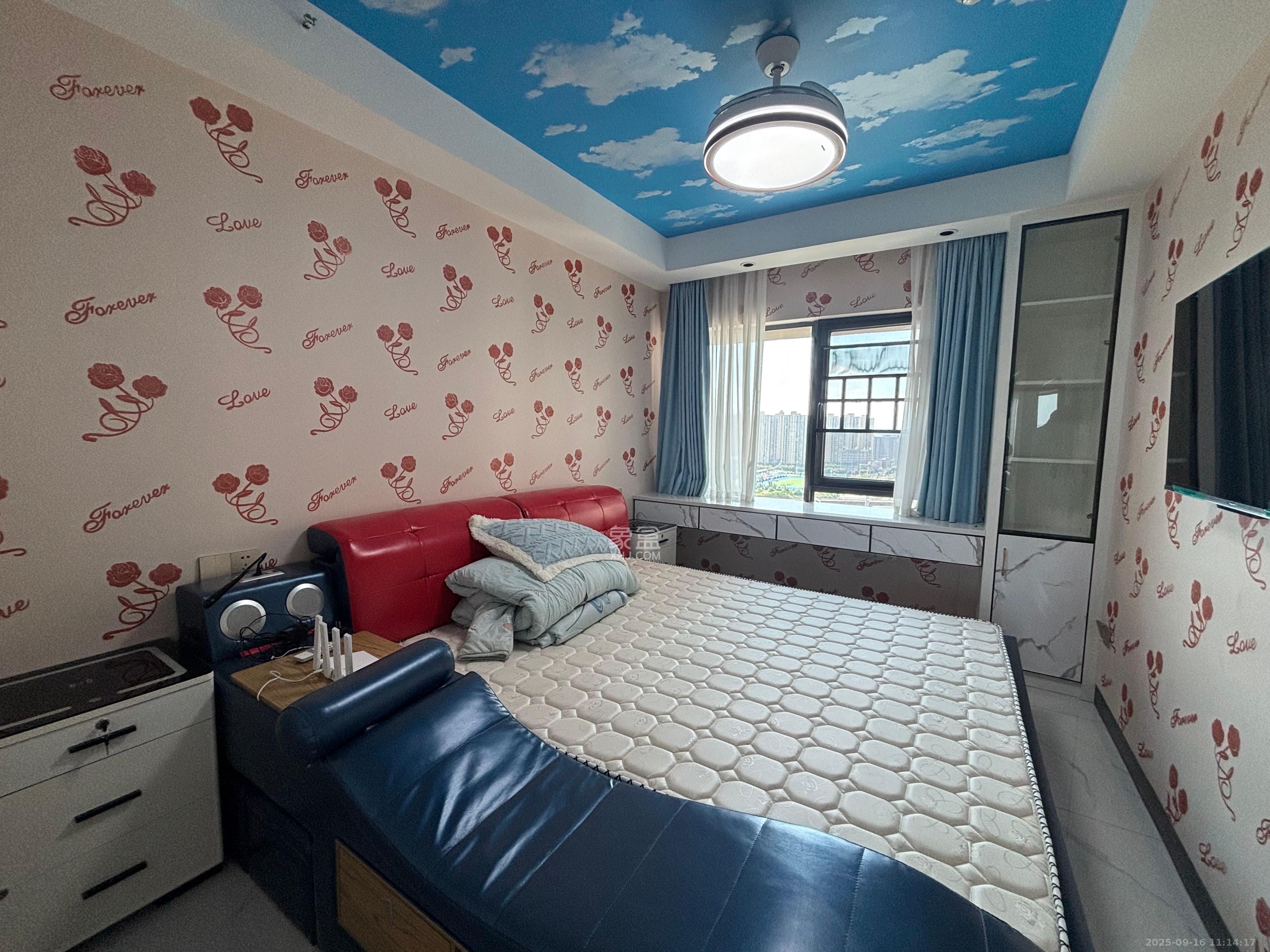 阳光城尚东湾愉景苑  4室2厅2卫    3300.0元/月室内图