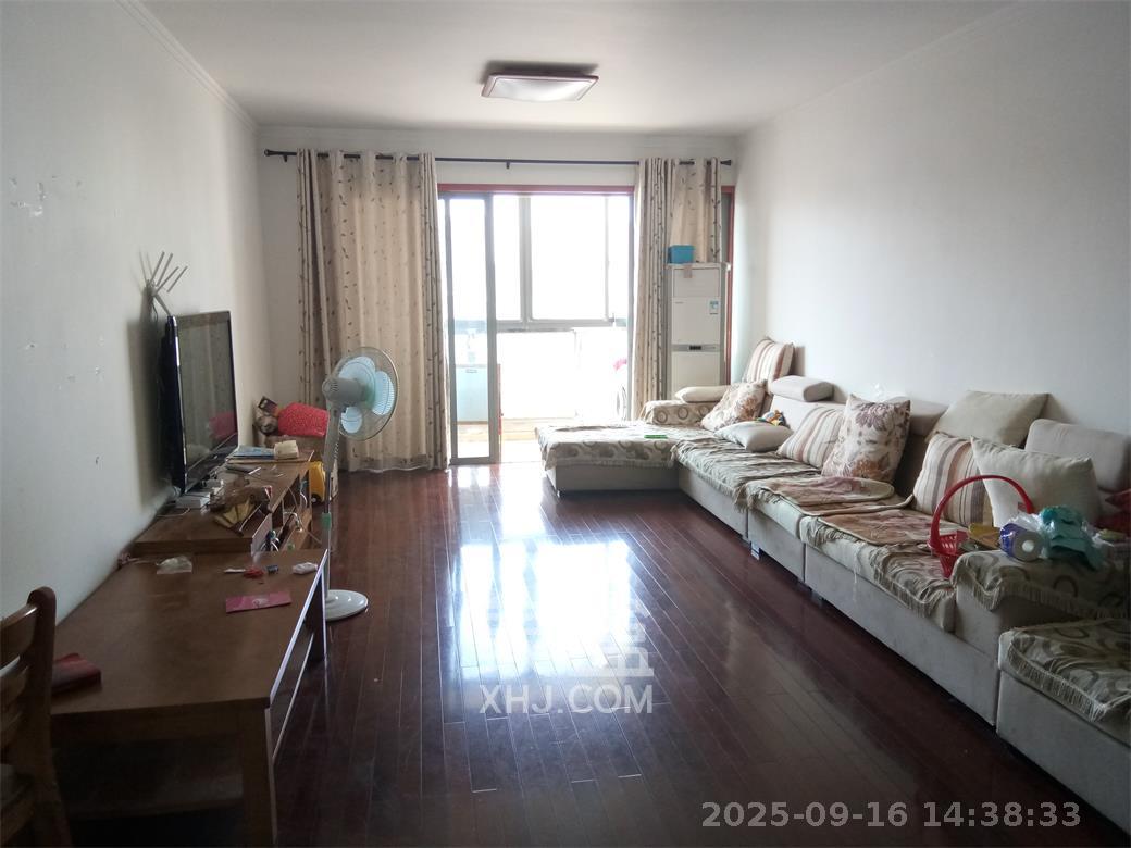 阳光100二期  3室2厅2卫    2600.0元/月室内图