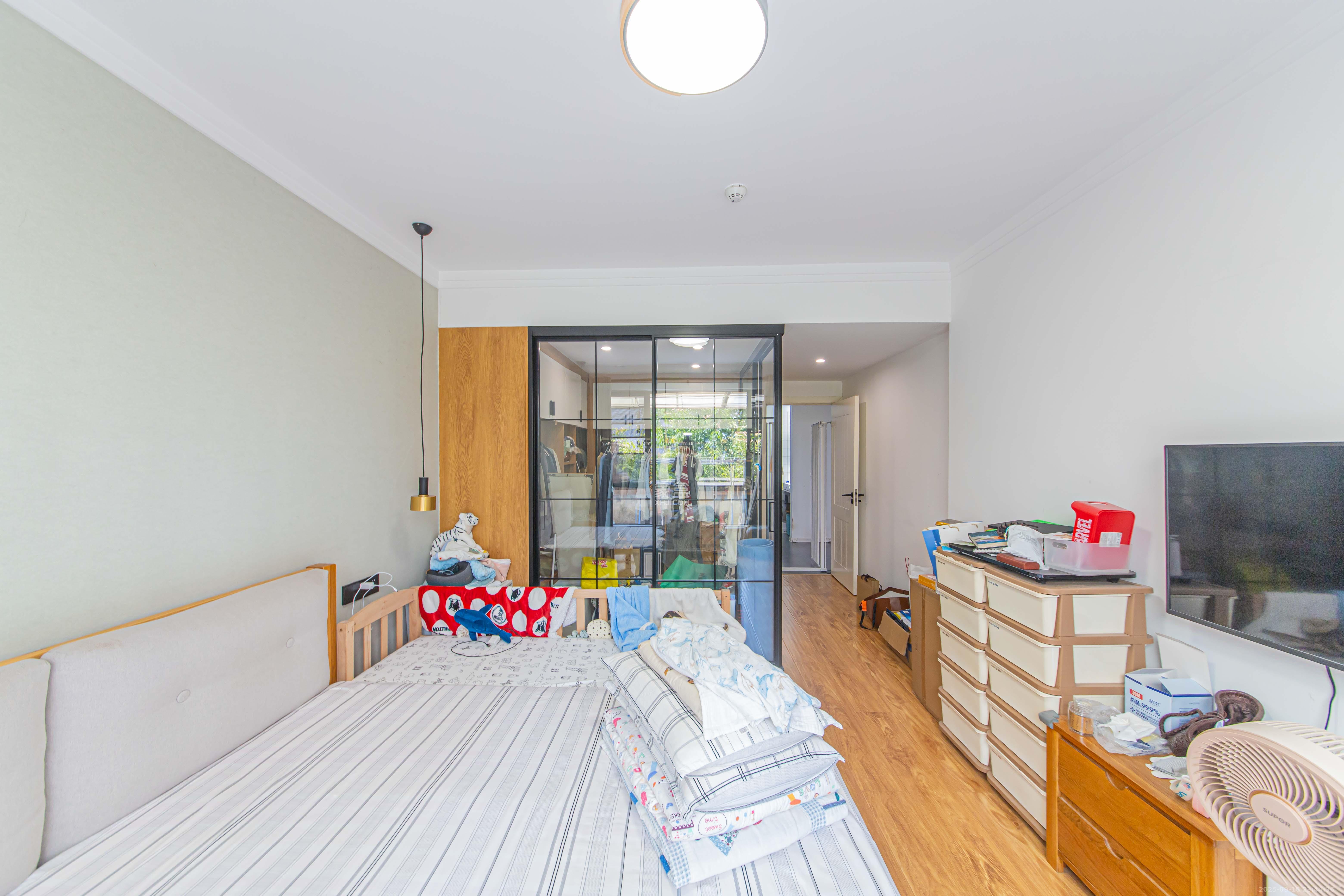 鑫远悦城(鑫远悦时代) 3室2厅1卫 85.0万 鑫远悦城(鑫远悦时代) 3室2厅1卫 85.0万卧室