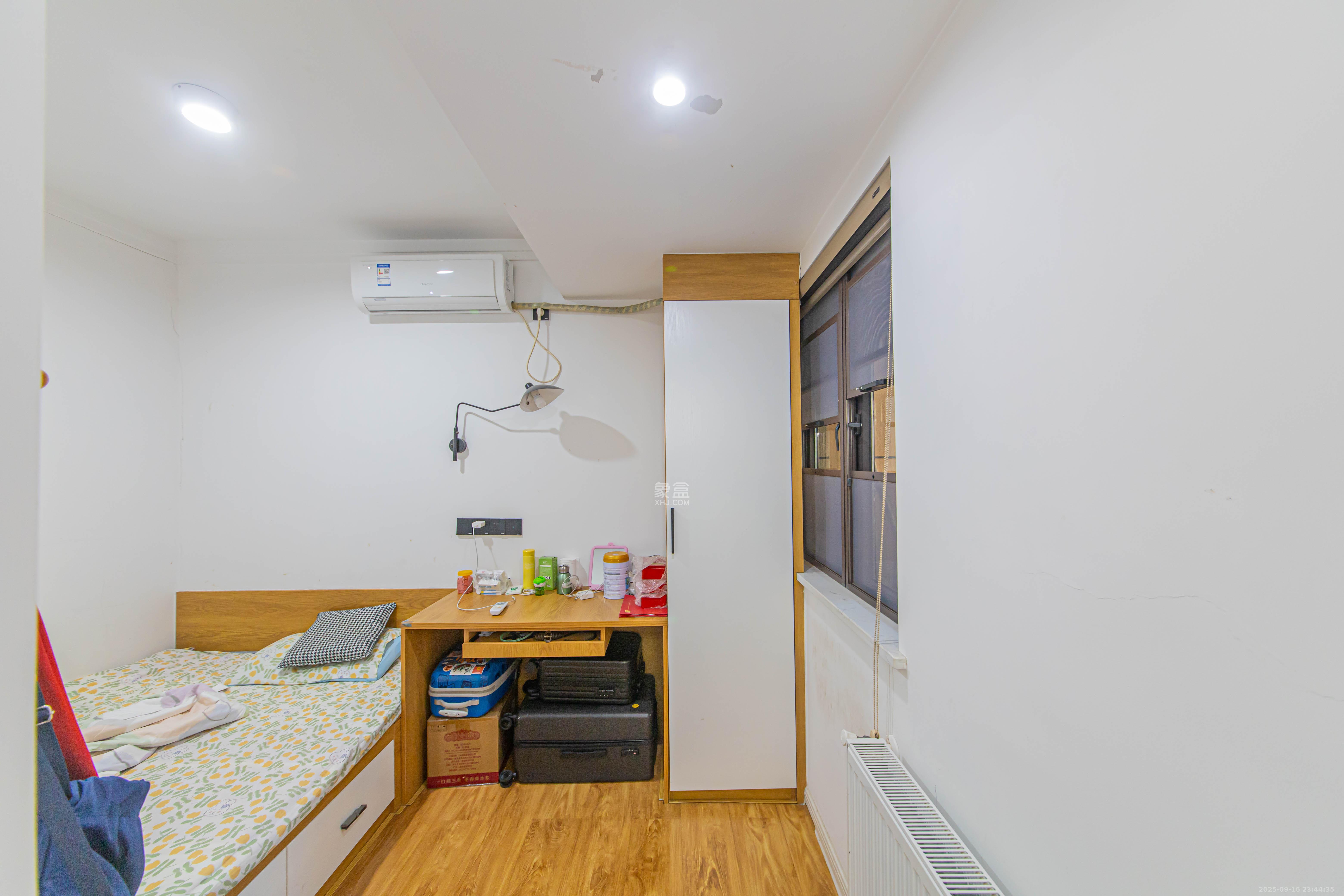 鑫远悦城(鑫远悦时代) 3室2厅1卫 85.0万 鑫远悦城(鑫远悦时代) 3室2厅1卫 85.0万卧室