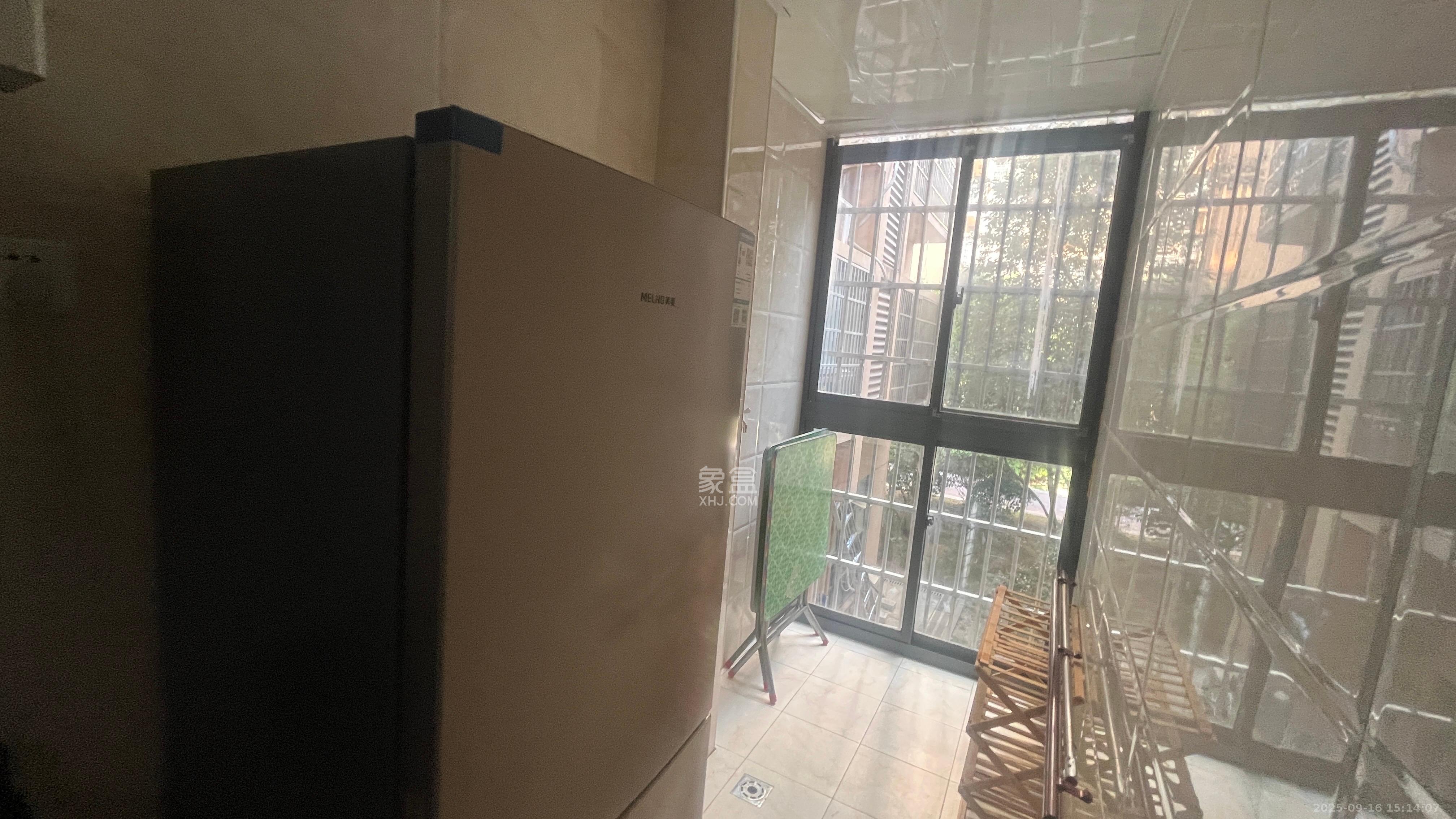 家和苑(原梅溪湖保障性住房一期) 2室2厅1卫 2000.0元/月 家和苑(原梅溪湖保障性住房一期) 2室2厅1卫 2000.0元/月室内图