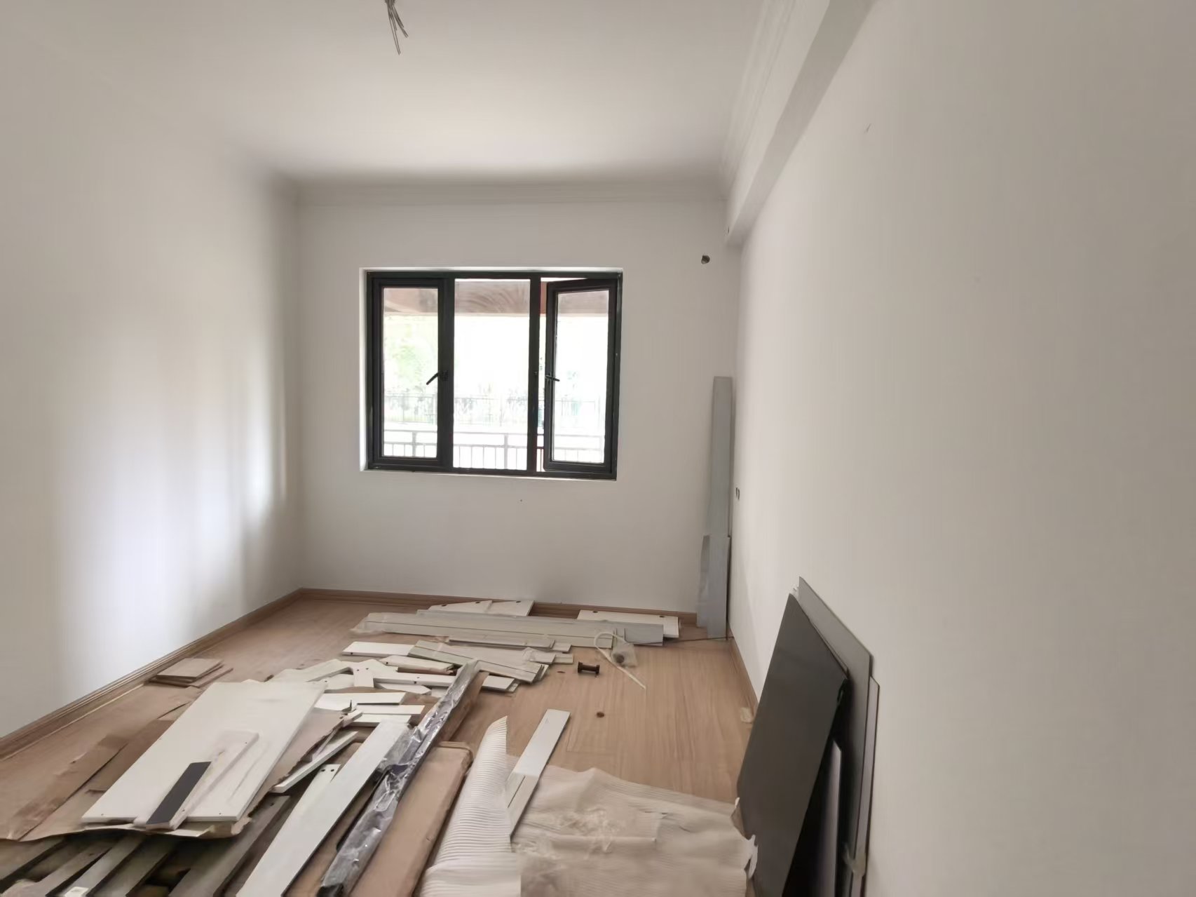 碧桂园梓山府  3室2厅2卫    1400.0元/月室内图