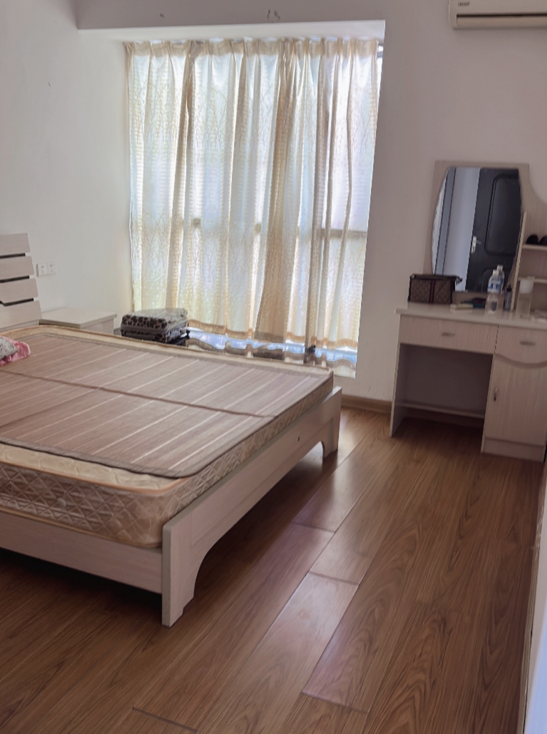 名仕华府  2室1厅1卫    1600.0元/月室内图