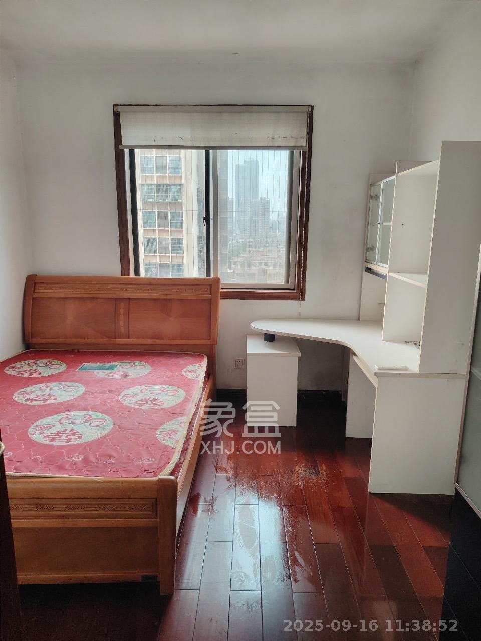 世嘉国际华城 4室2厅1卫 3200.0元/月 世嘉国际华城 4室2厅1卫 3200.0元/月室内图