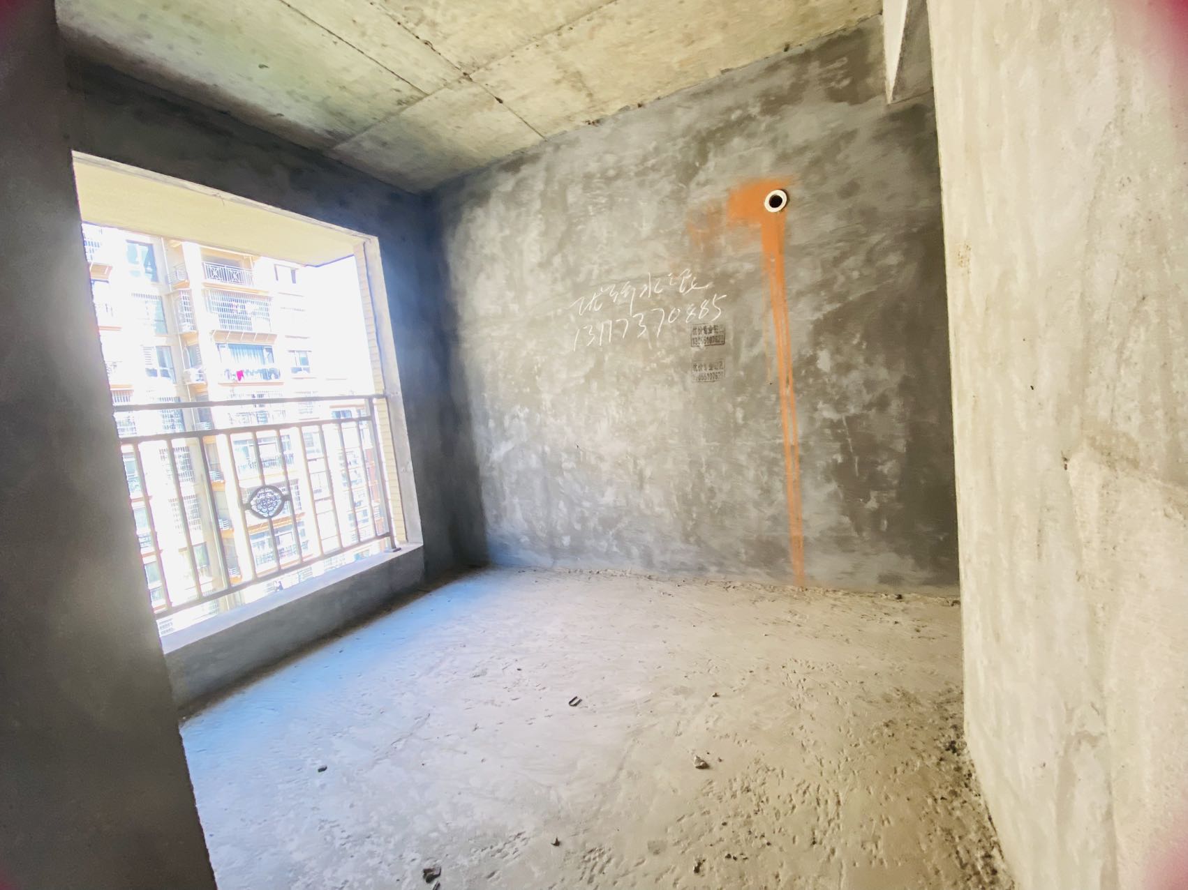 滨江花园  3室2厅2卫    47.8万室内图