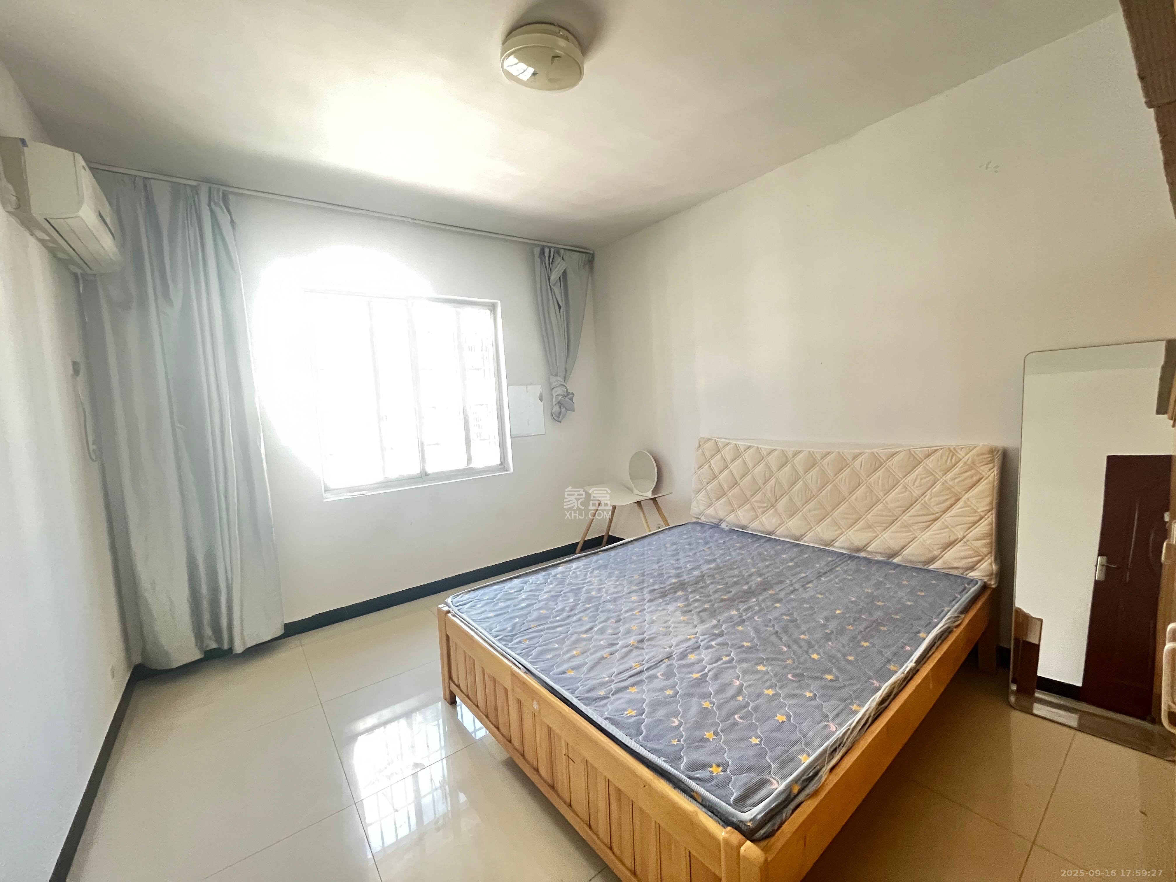 清水小区(浪琴湾清水小区) 2室2厅1卫 1700.0元/月 清水小区(浪琴湾清水小区) 2室2厅1卫 1700.0元/月室内图