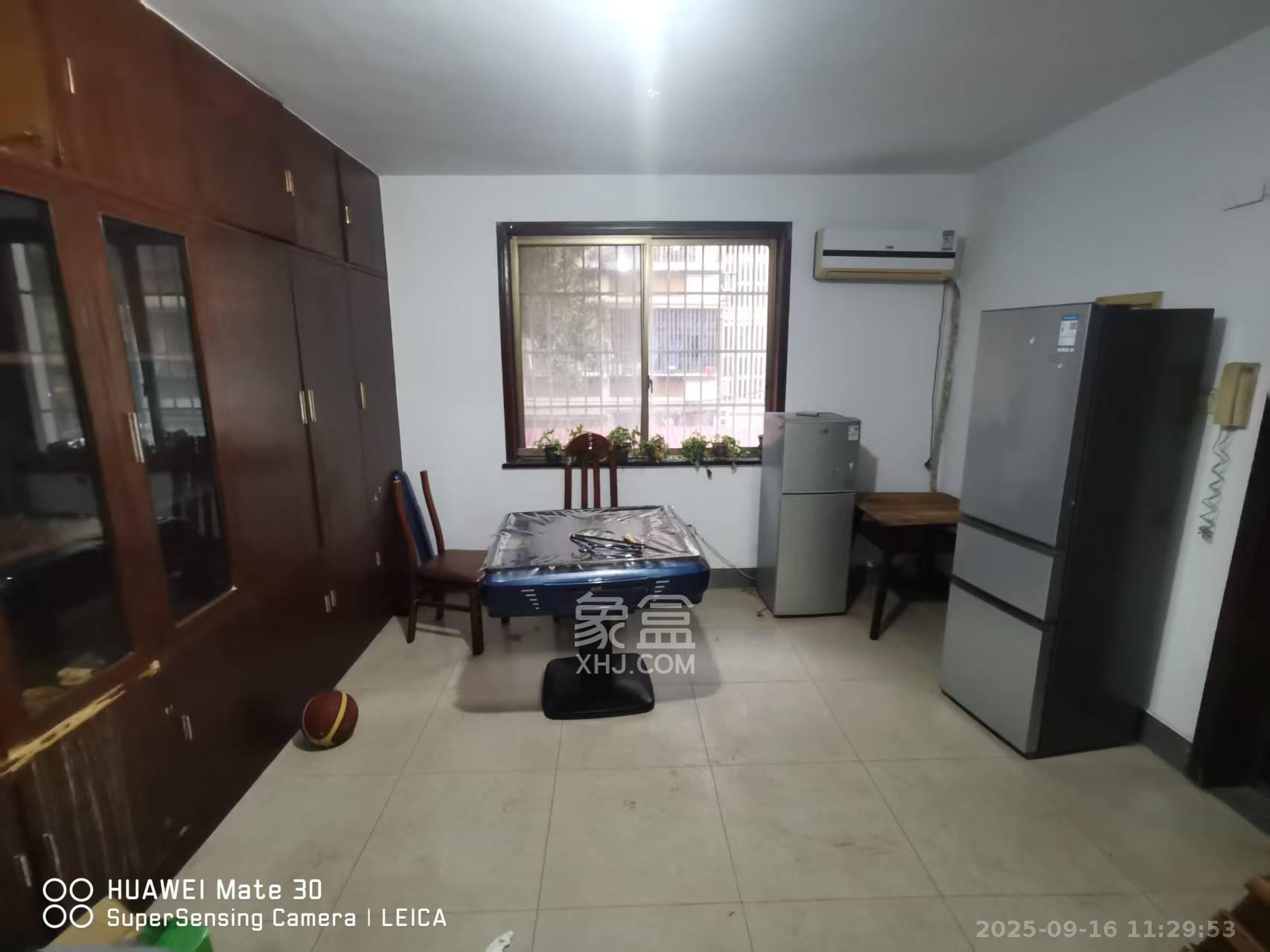 人民新村 2室1厅1卫 1800.0元/月 人民新村 2室1厅1卫 1800.0元/月室内图