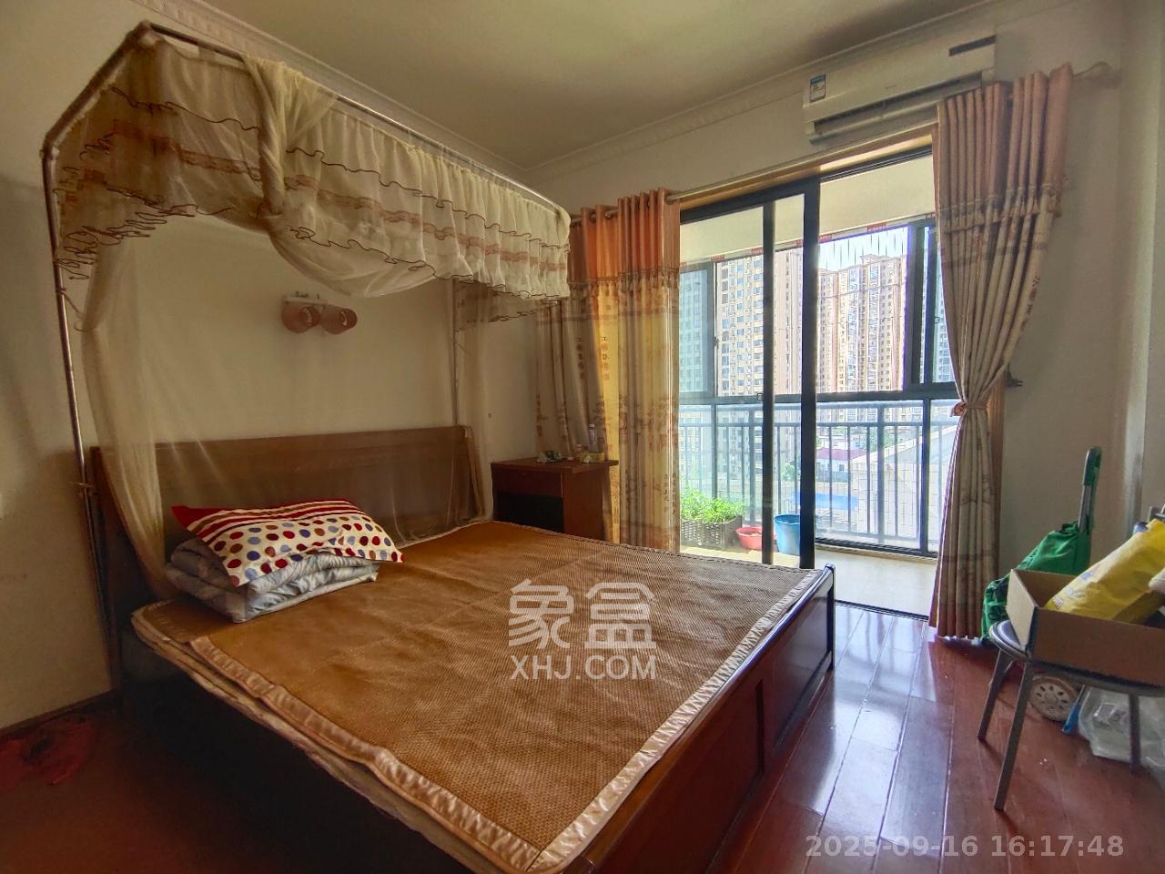 中南红领邦（红星嘉和苑）  3室2厅2卫    2000.0元/月室内图