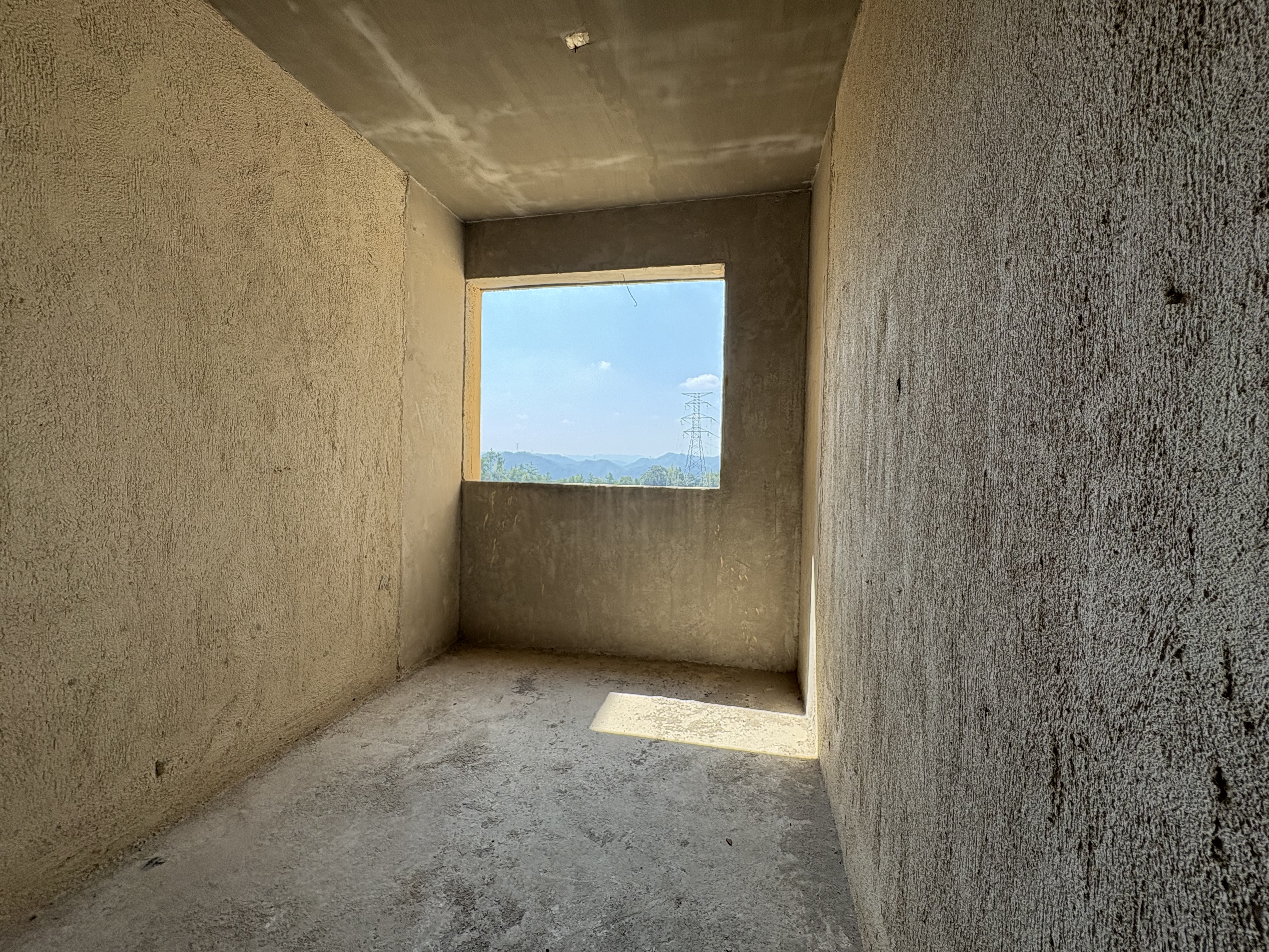 和泰家园 4室2厅2卫 80.0万 和泰家园 4室2厅2卫 80.0万客厅