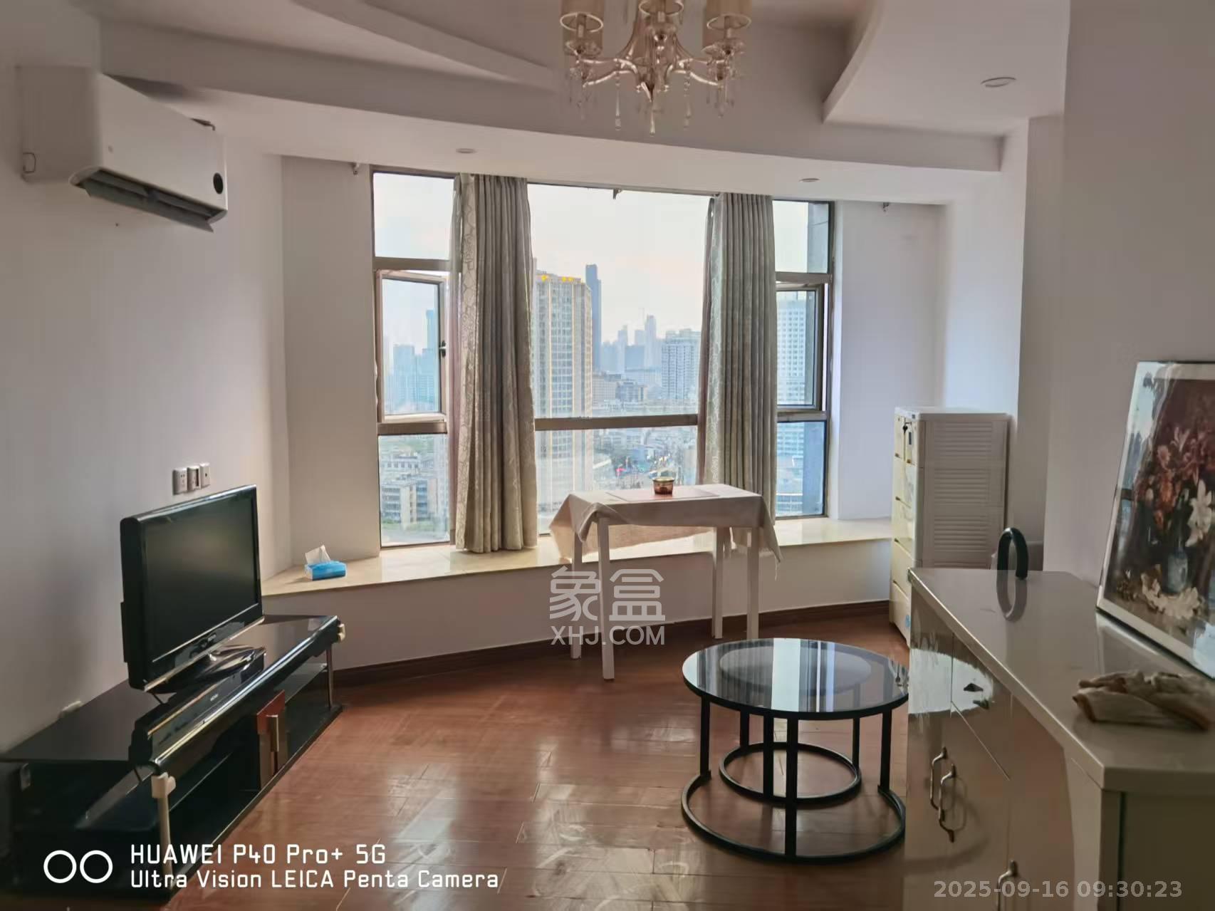 泉昇同福大厦  1室1厅1卫    2200.0元/月室内图