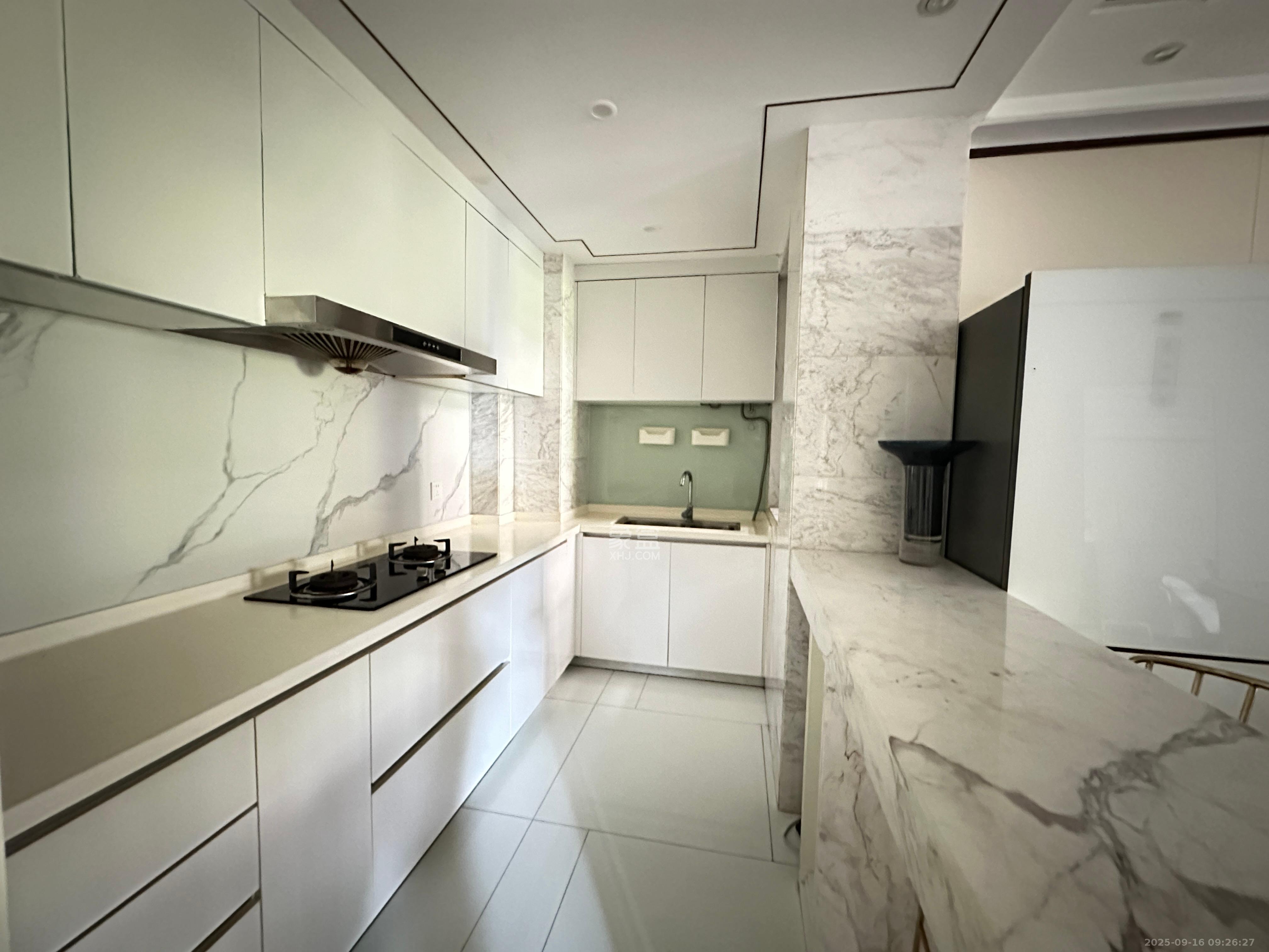 建发中央悦府  3室2厅2卫    3200.0元/月室内图