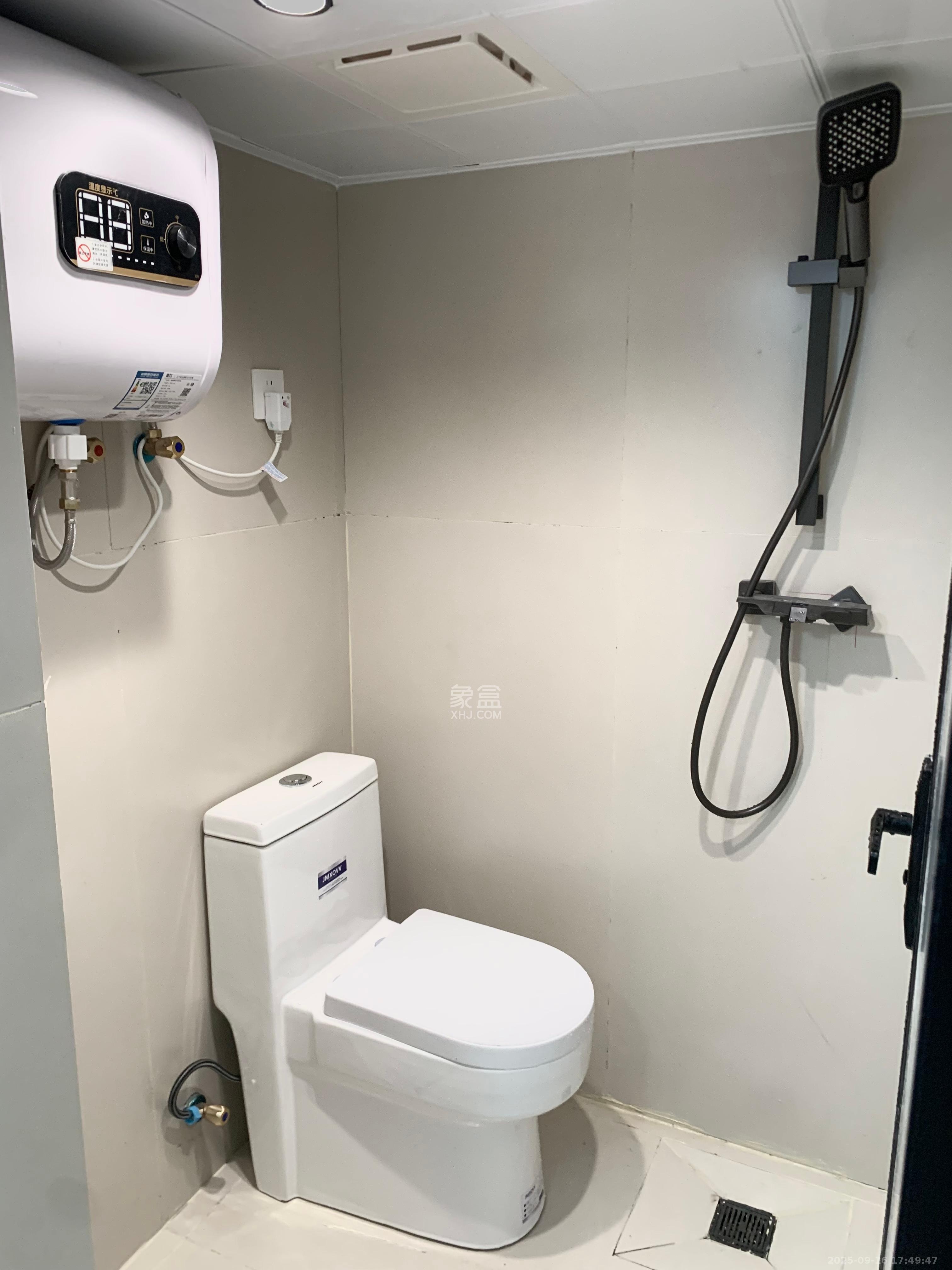 卓越中寰 1室1厅1卫 1550.0元/月 卓越中寰 1室1厅1卫 1550.0元/月室内图