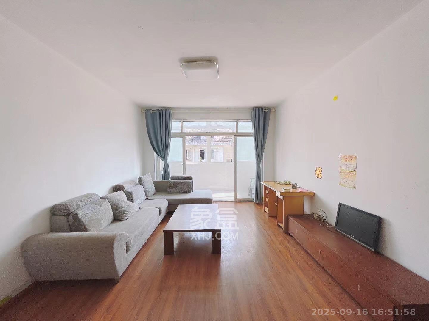 东岸锦城(东方人家) 3室2厅1卫 1300.0元/月 东岸锦城(东方人家) 3室2厅1卫 1300.0元/月室内图