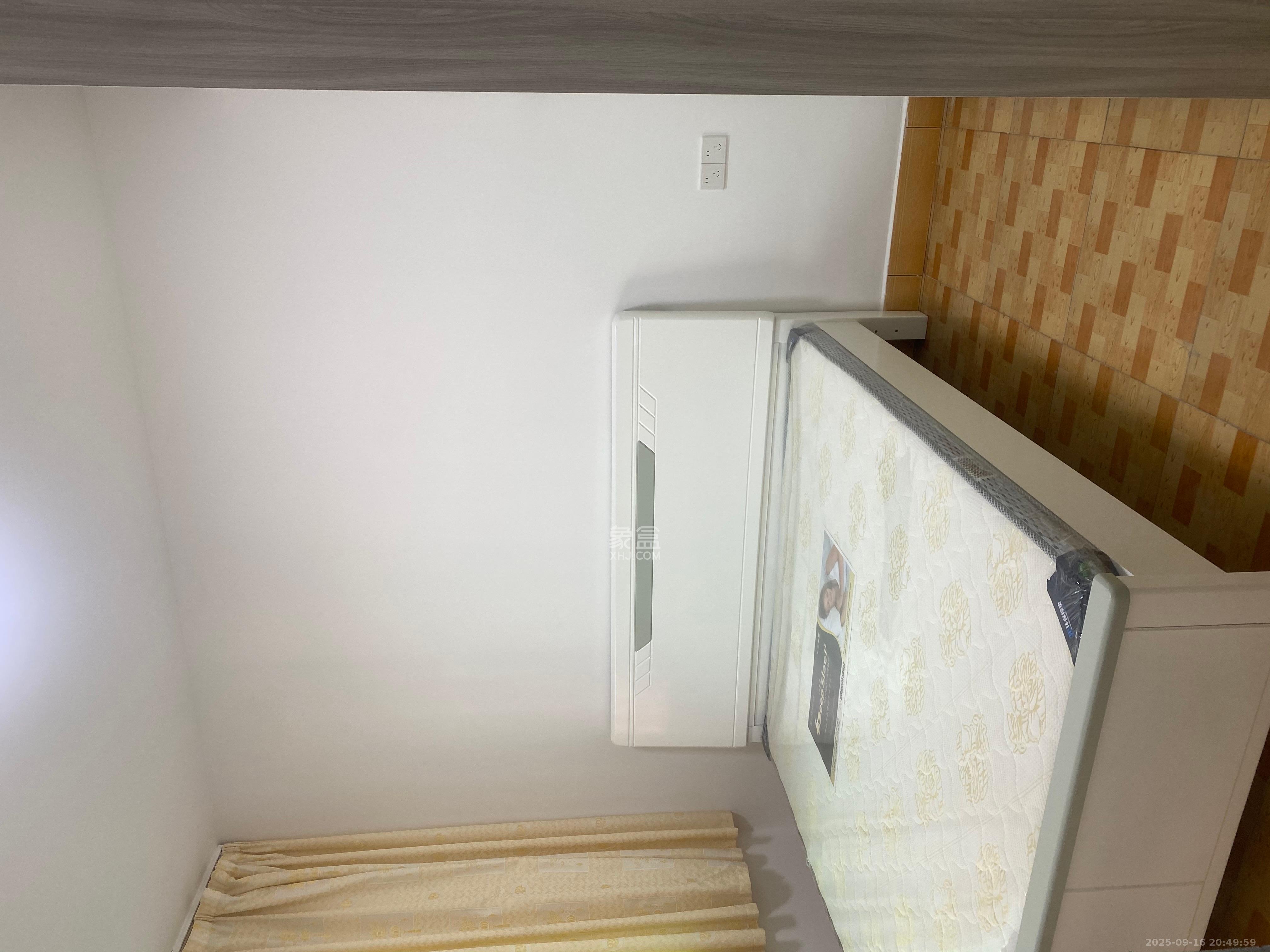 圭塘小区(圭塘一、二小区) 1室0厅0卫 1400.0元/月 圭塘小区(圭塘一、二小区) 1室0厅0卫 1400.0元/月室内图