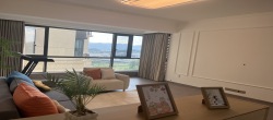 中建凤栖台  4室2厅2卫   2000.00元/月