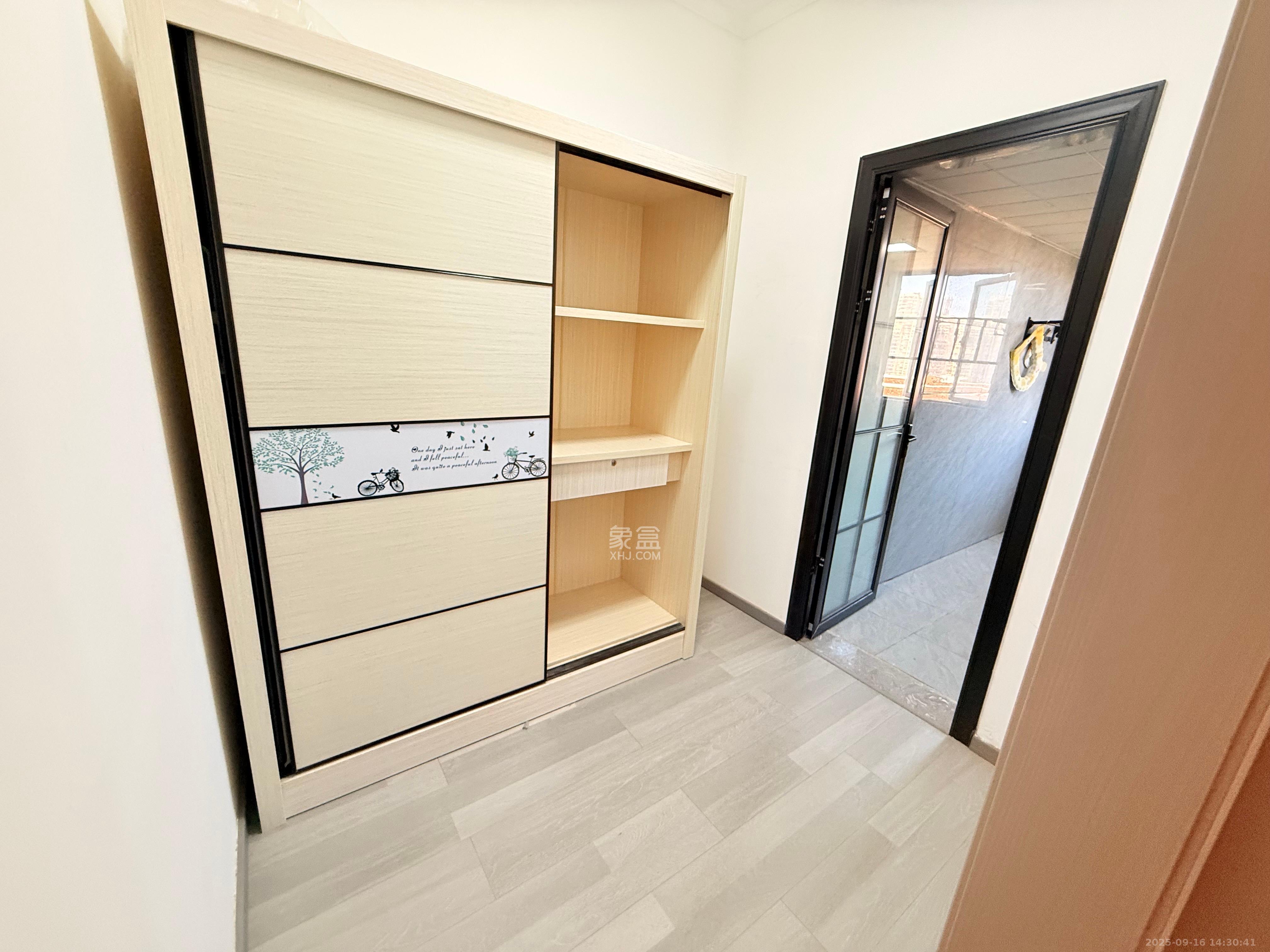 长房东旭国际 4室2厅2卫 3400.0元/月 长房东旭国际 4室2厅2卫 3400.0元/月室内图