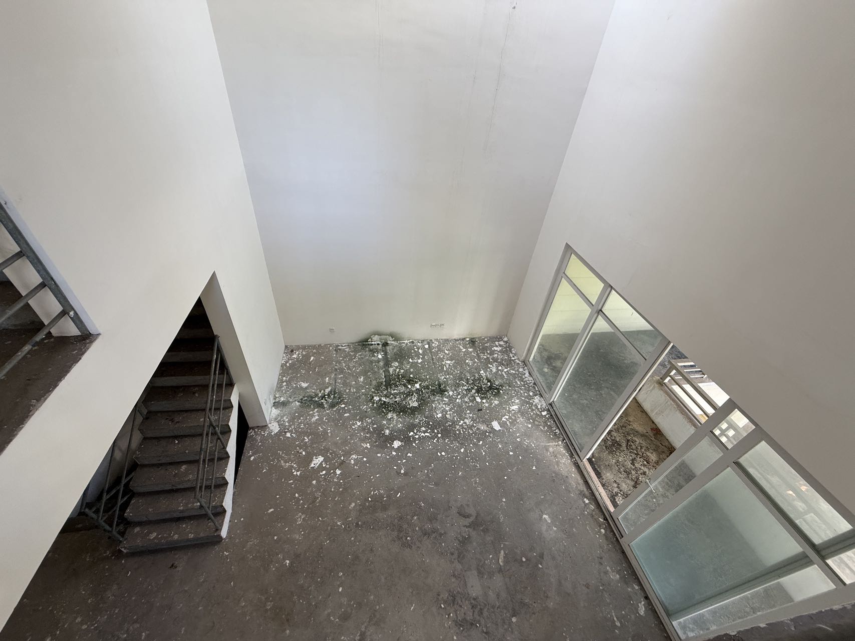 阳光经典 6室2厅5卫 100.0元/月 阳光经典 6室2厅5卫 100.0元/月室内图