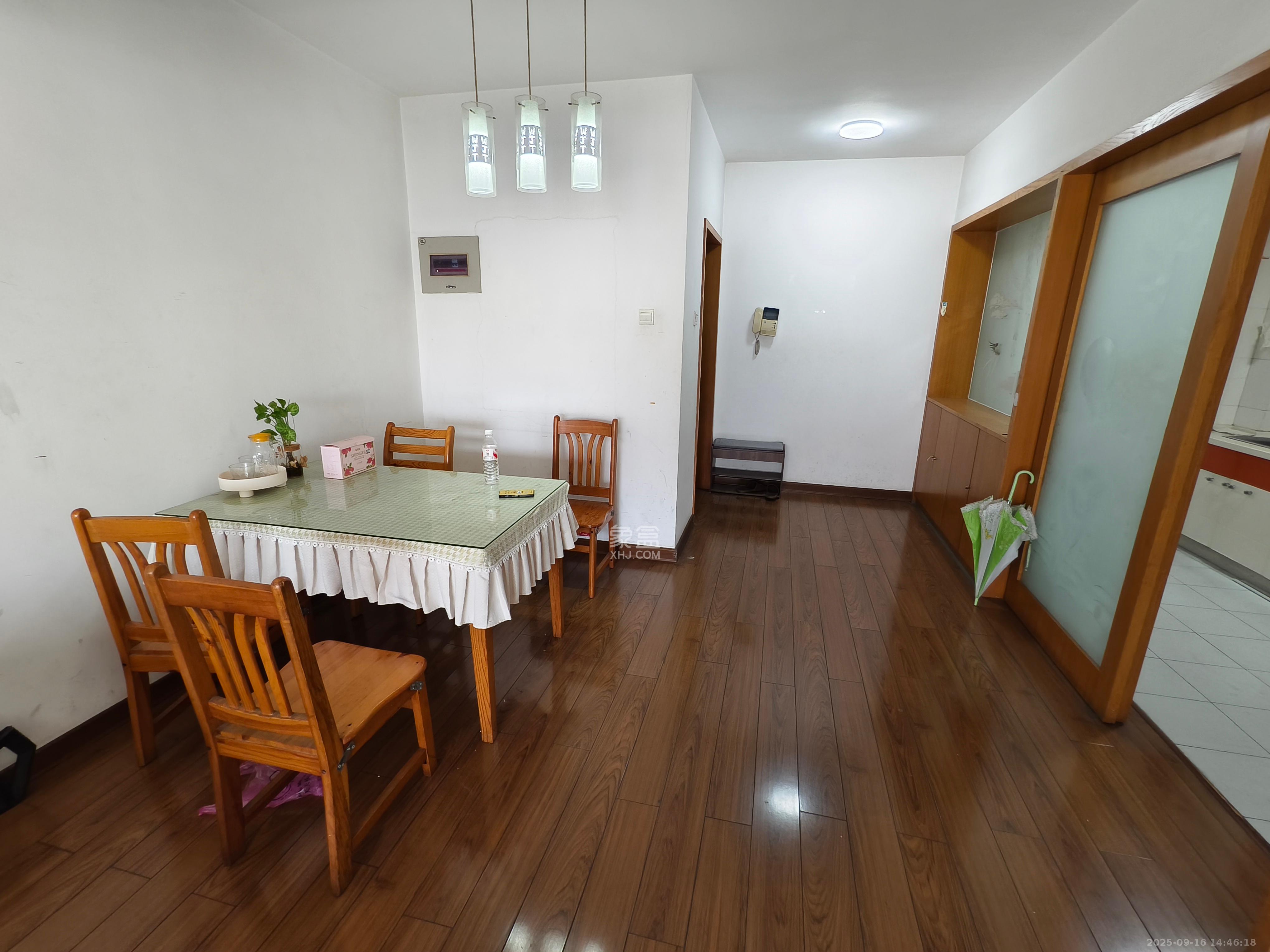 裕南大厦 3室2厅2卫 2900.0元/月 裕南大厦 3室2厅2卫 2900.0元/月室内图