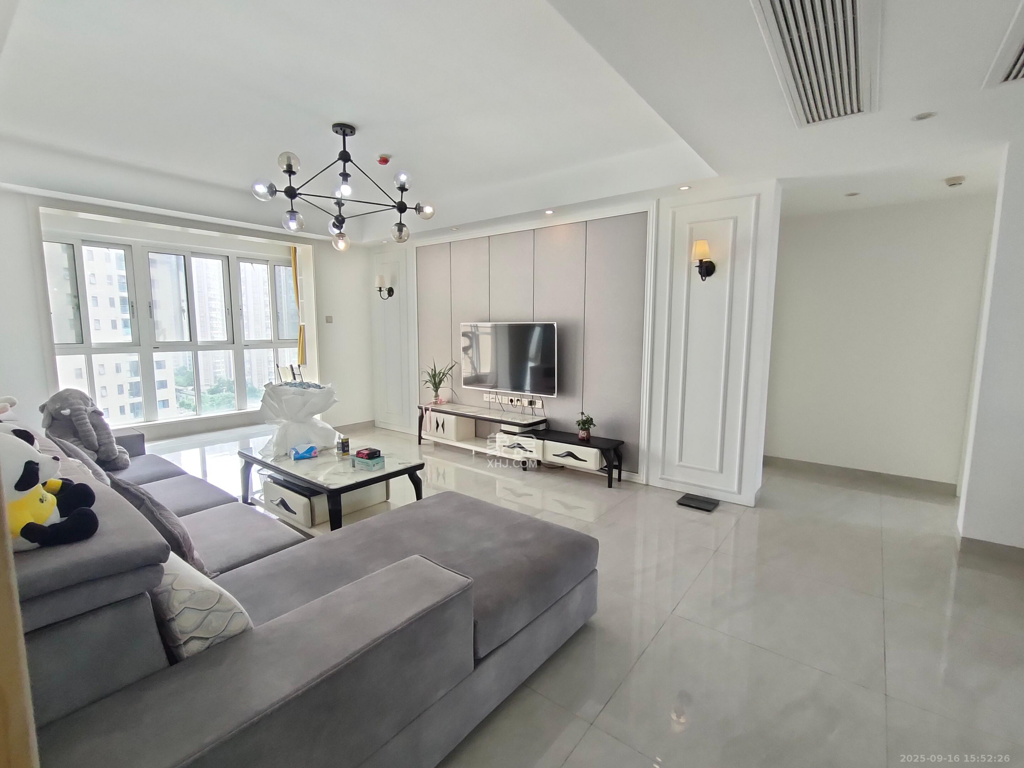 北辰三角洲E4区  4室1厅2卫    4700.0元/月室内图