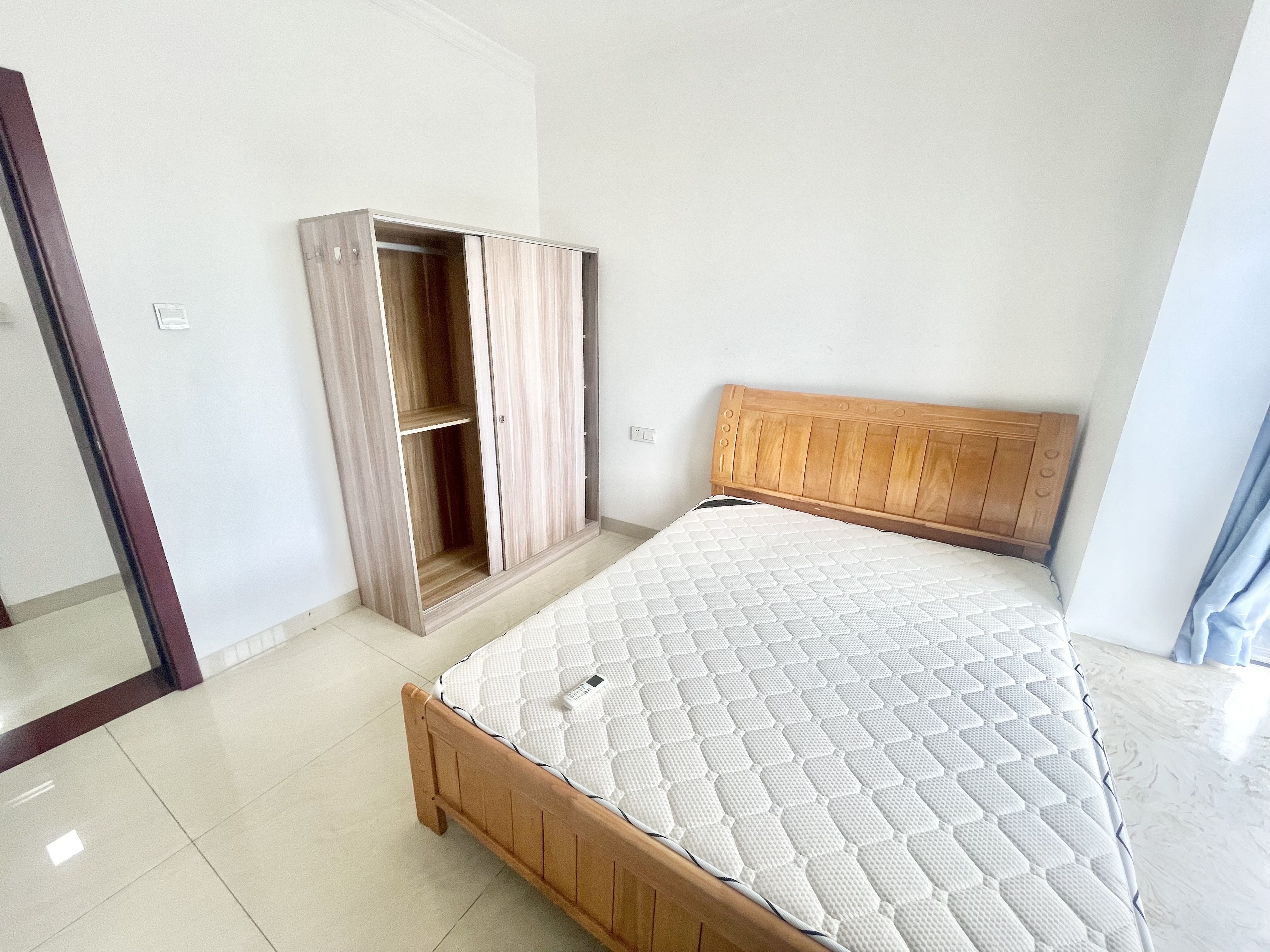 军供家园  2室2厅1卫    2200.0元/月 军供家园  2室2厅1卫    2200.0元/月室内图