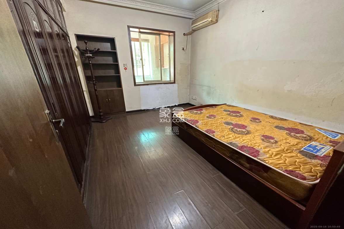 交通设计院(伍家岭)  2室2厅1卫    2200.0元/月 交通设计院(伍家岭)  2室2厅1卫    2200.0元/月室内图