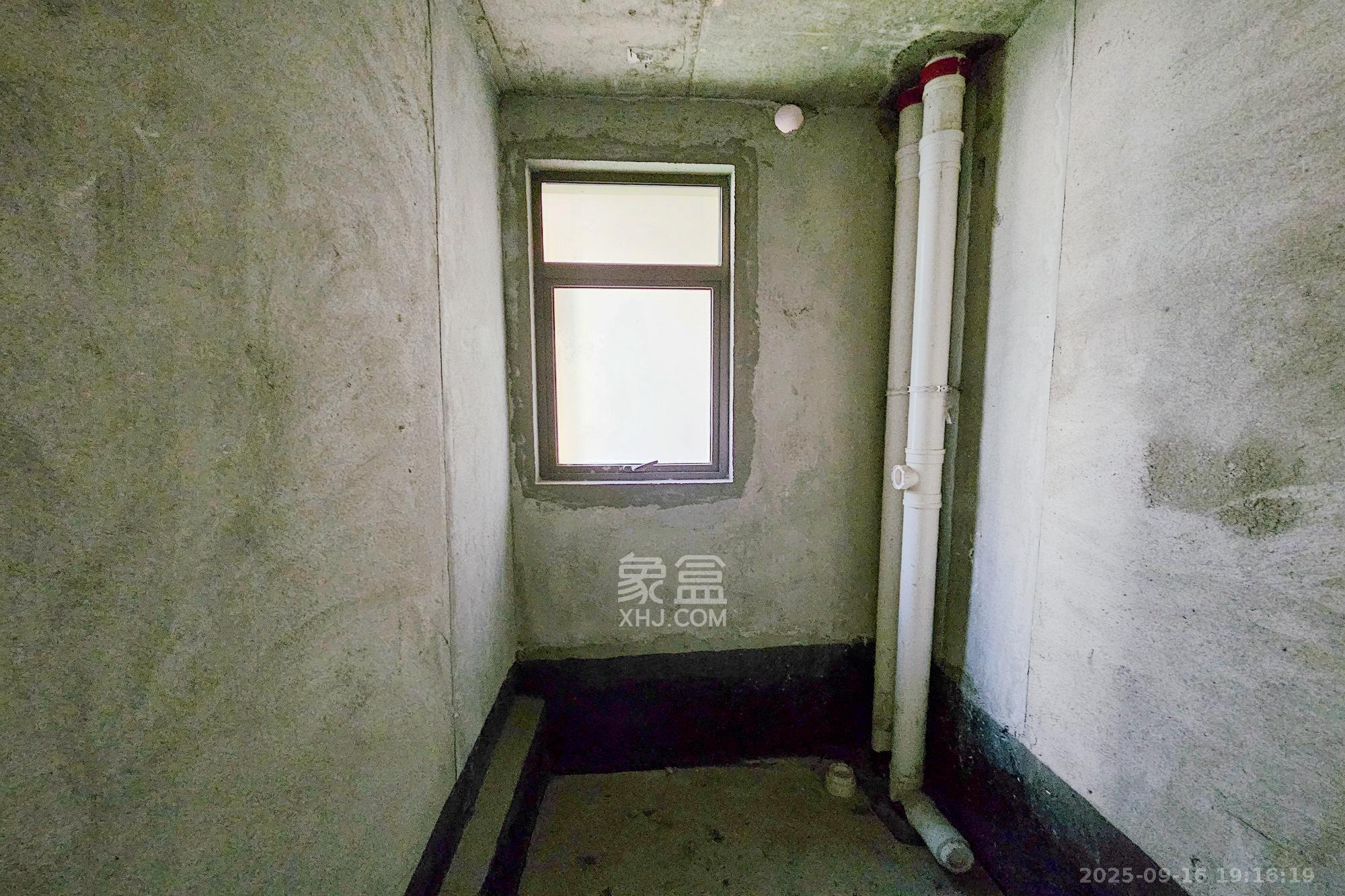 阳光城尚东湾青云苑  2室1厅1卫    62.0万其他