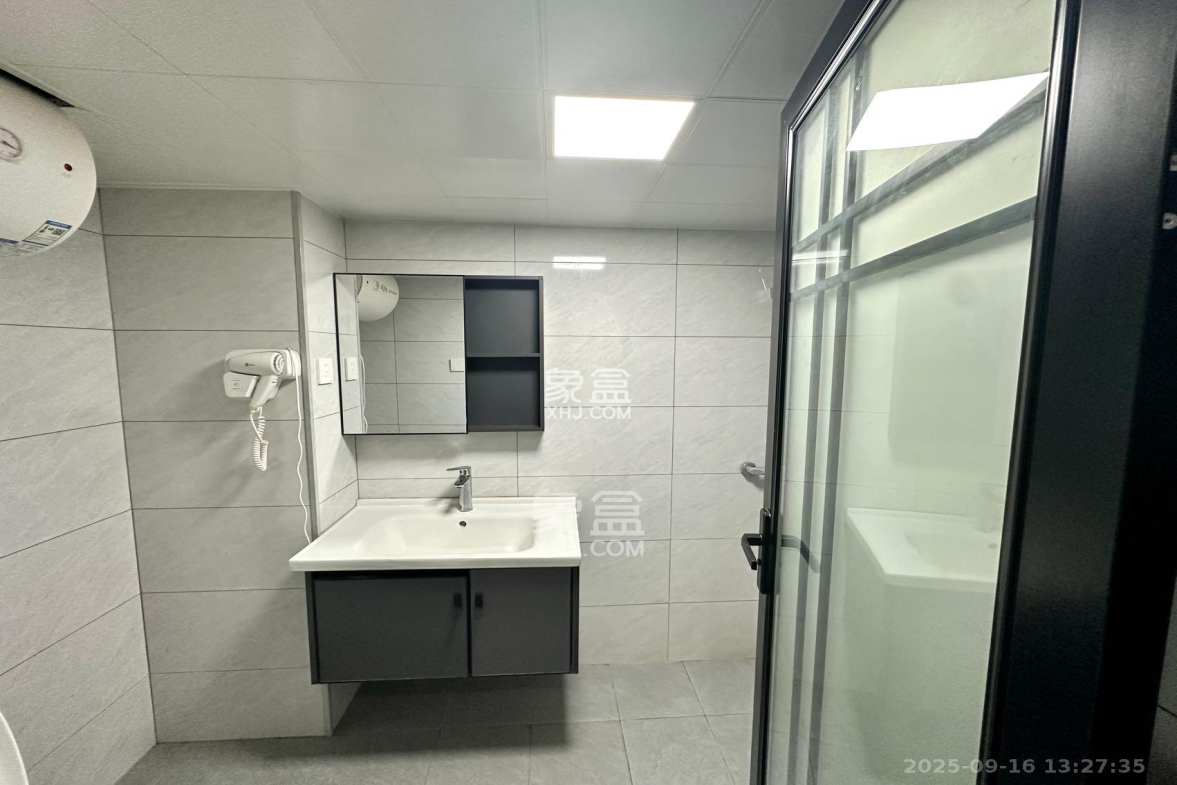 佳兆业云顶都汇 2室1厅1卫 1800.00元/月 佳兆业云顶都汇 2室1厅1卫 1800.00元/月室内图