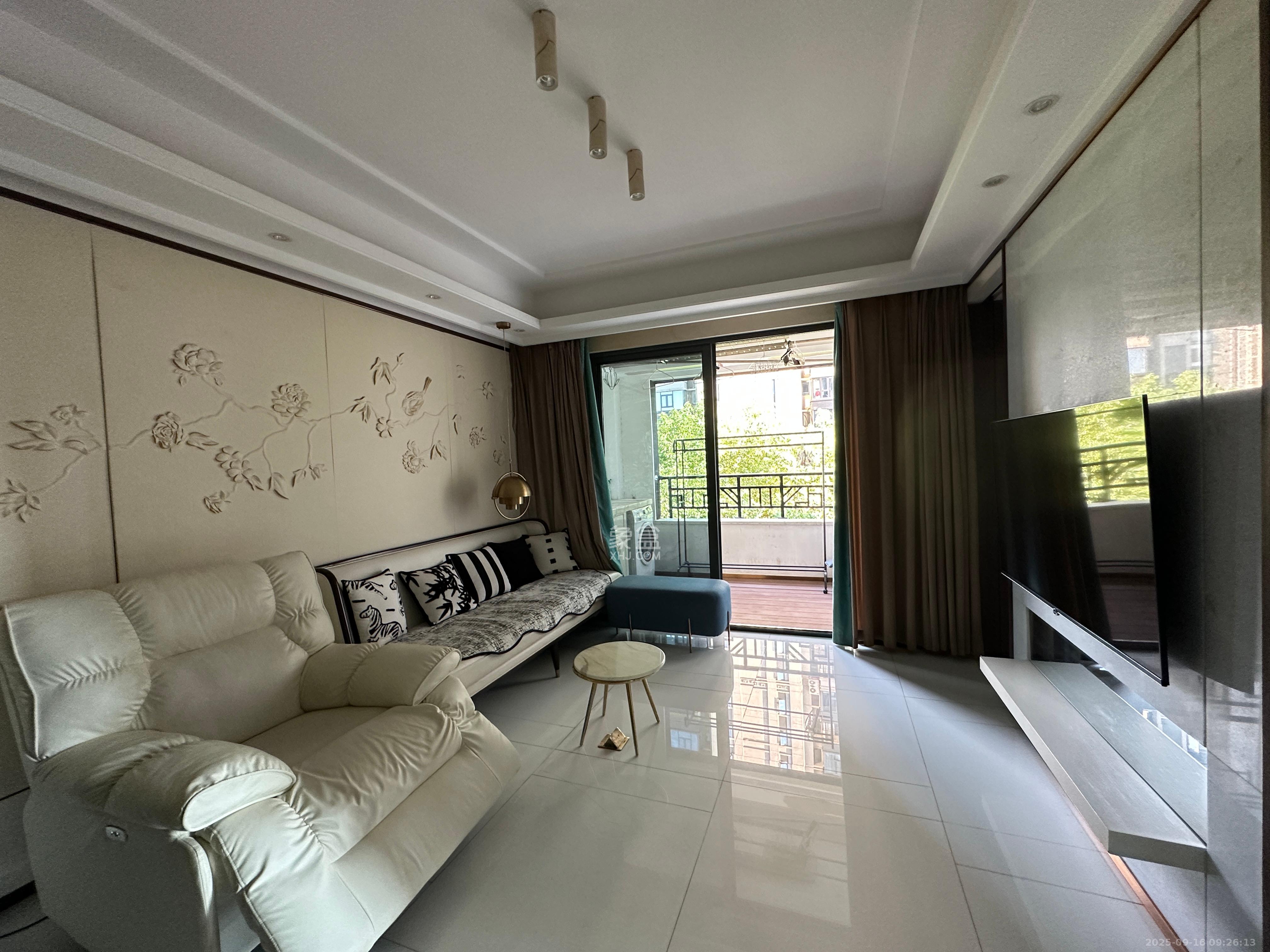 建发中央悦府 3室2厅2卫 3200.0元/月 建发中央悦府 3室2厅2卫 3200.0元/月室内图