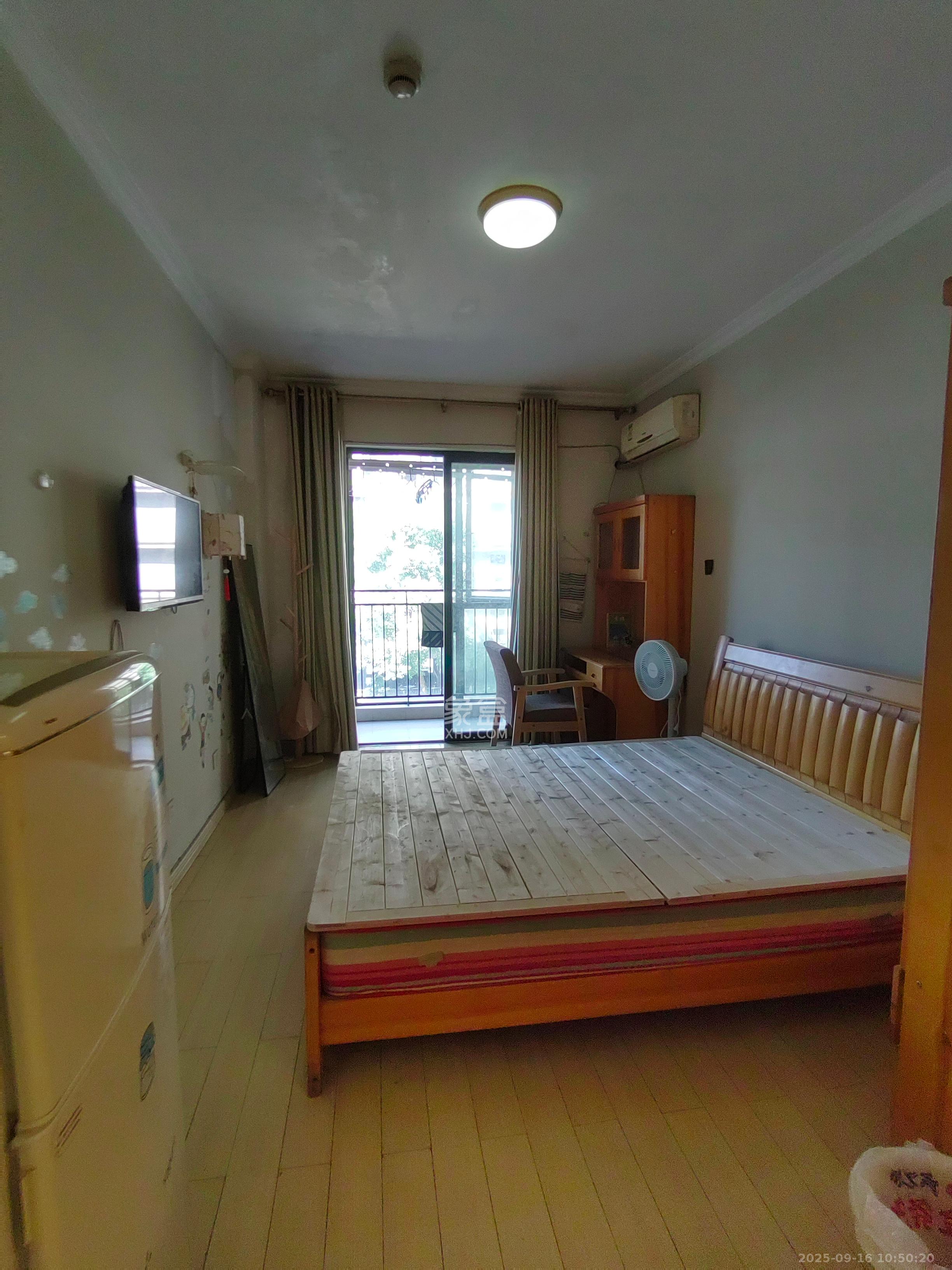 万科金域华府一期  1室0厅1卫    1100.0元/月 万科金域华府一期  1室0厅1卫    1100.0元/月