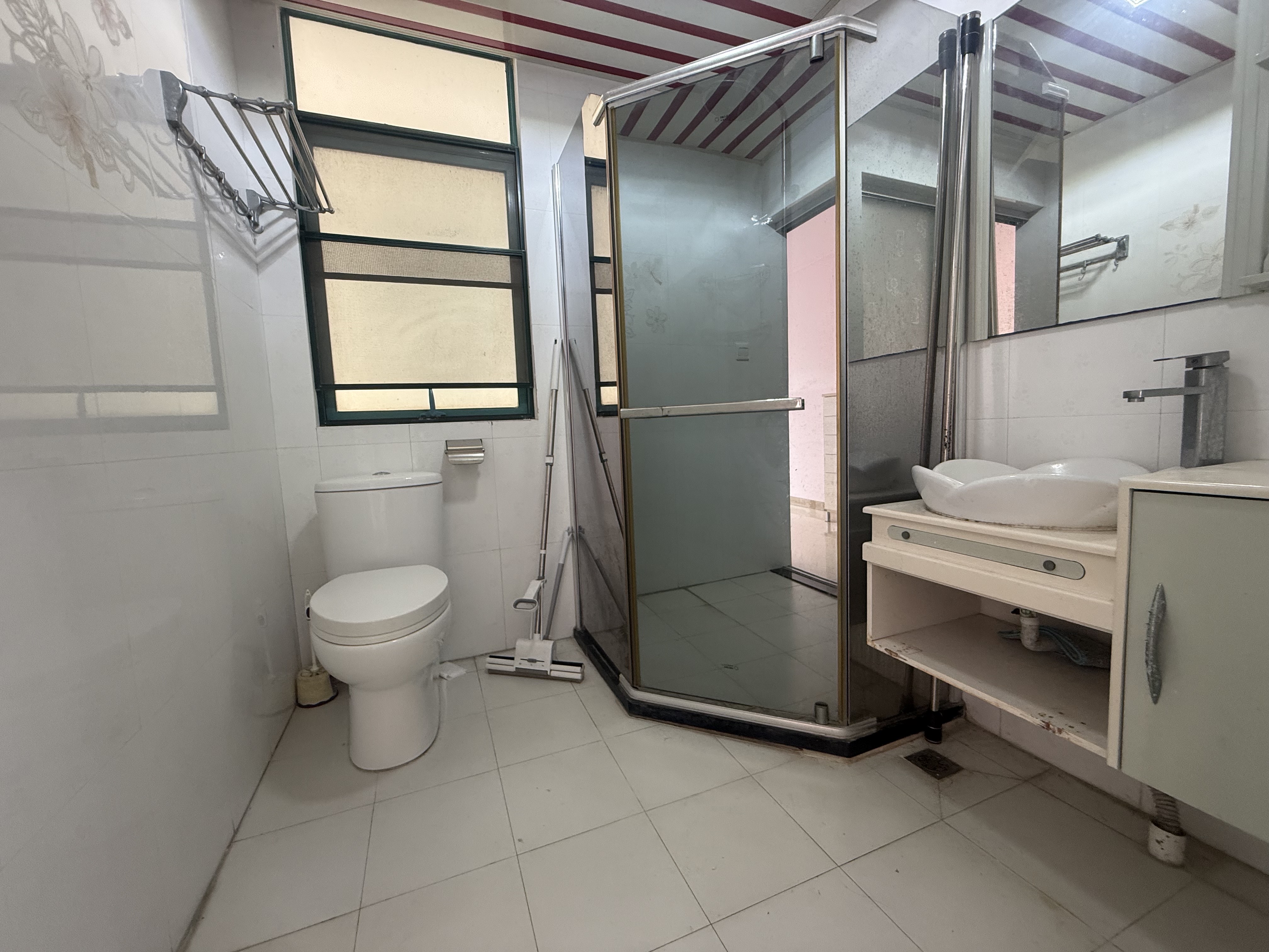 美舍名家  3室2厅2卫    3000.0元/月室内图