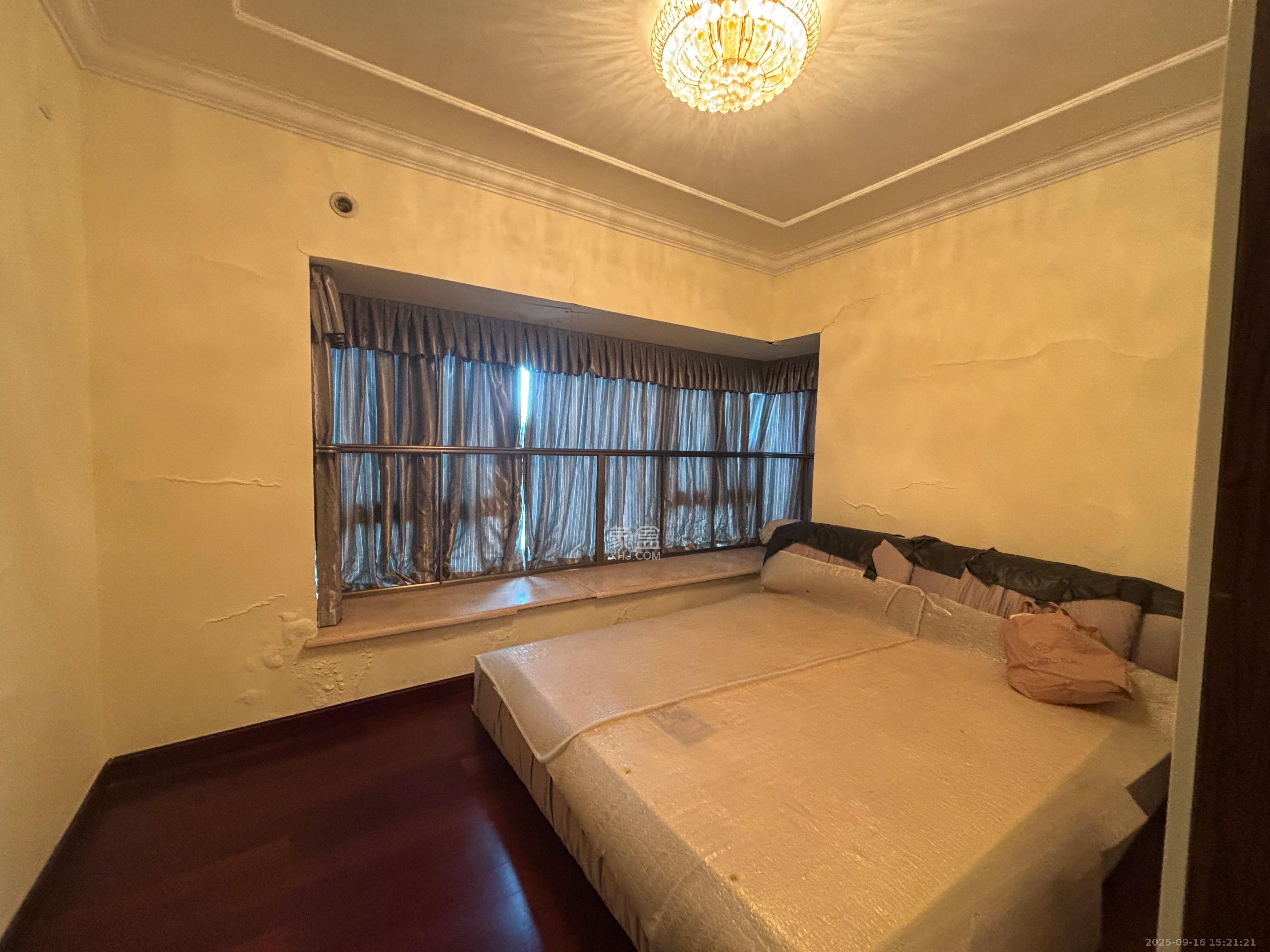 恒大华府 3室2厅1卫 2500.00元/月 恒大华府 3室2厅1卫 2500.00元/月室内图