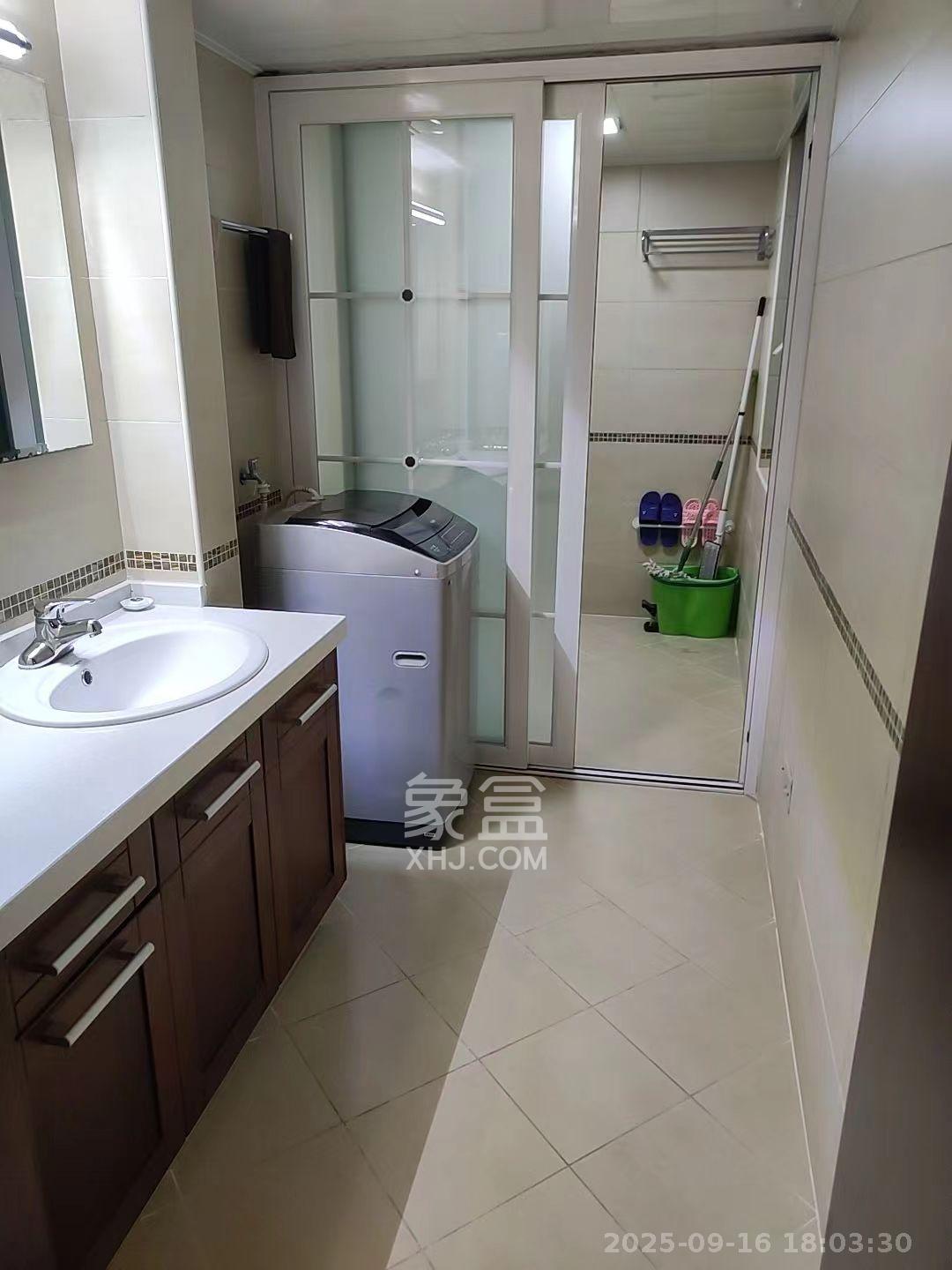 华菱蓝调国际（华菱.香墅美地）  3室2厅1卫    3300.0元/月室内图