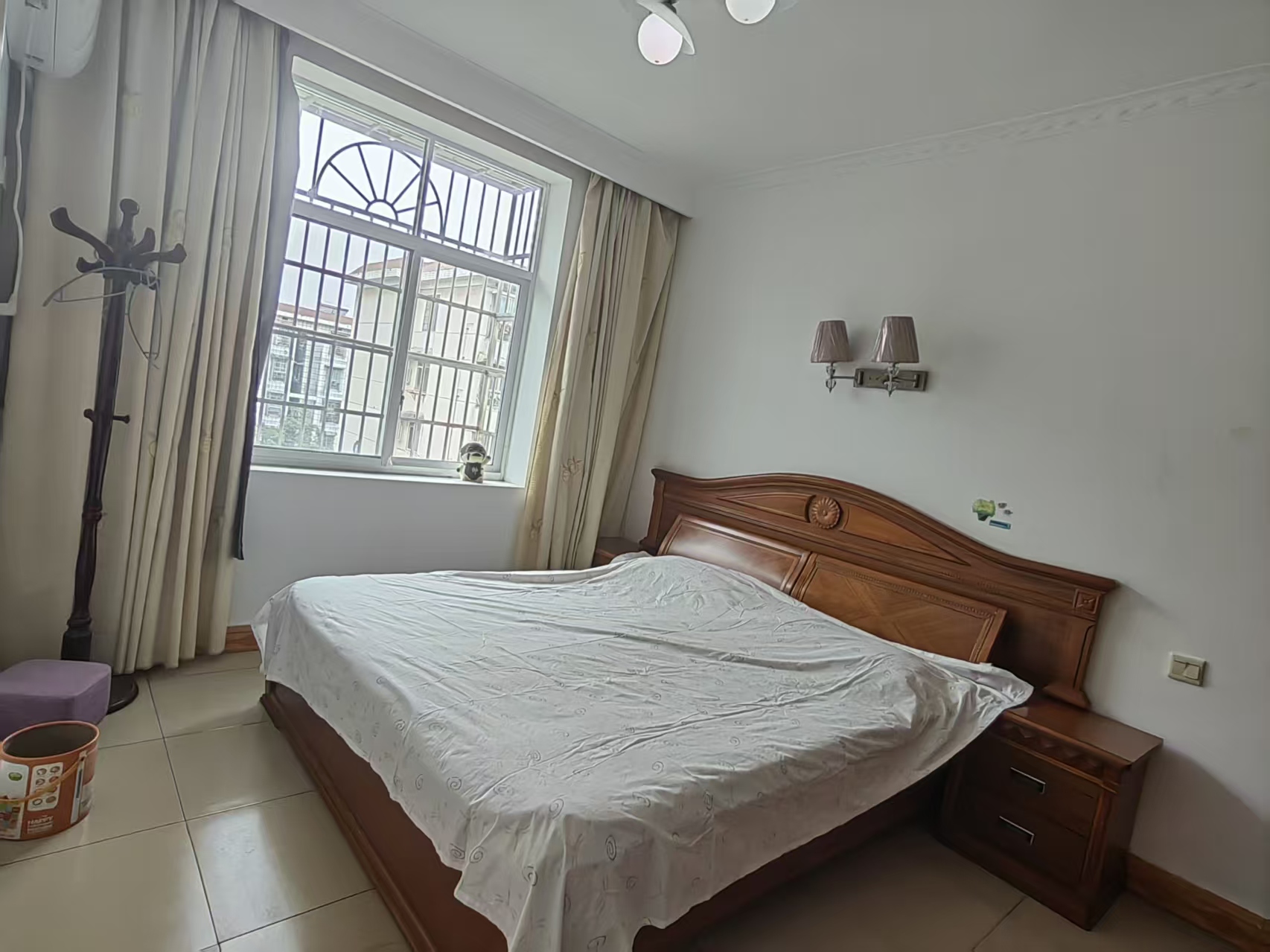 马良小区  3室2厅2卫    1200.0元/月室内图